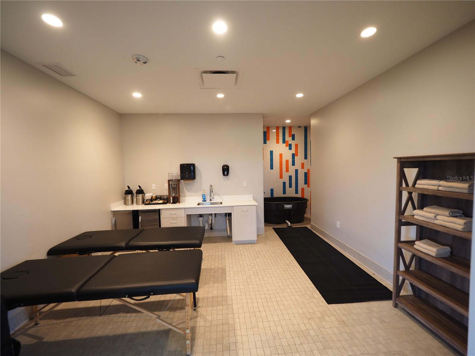 Image 71 of 86 For 3291 Hilltop Circle