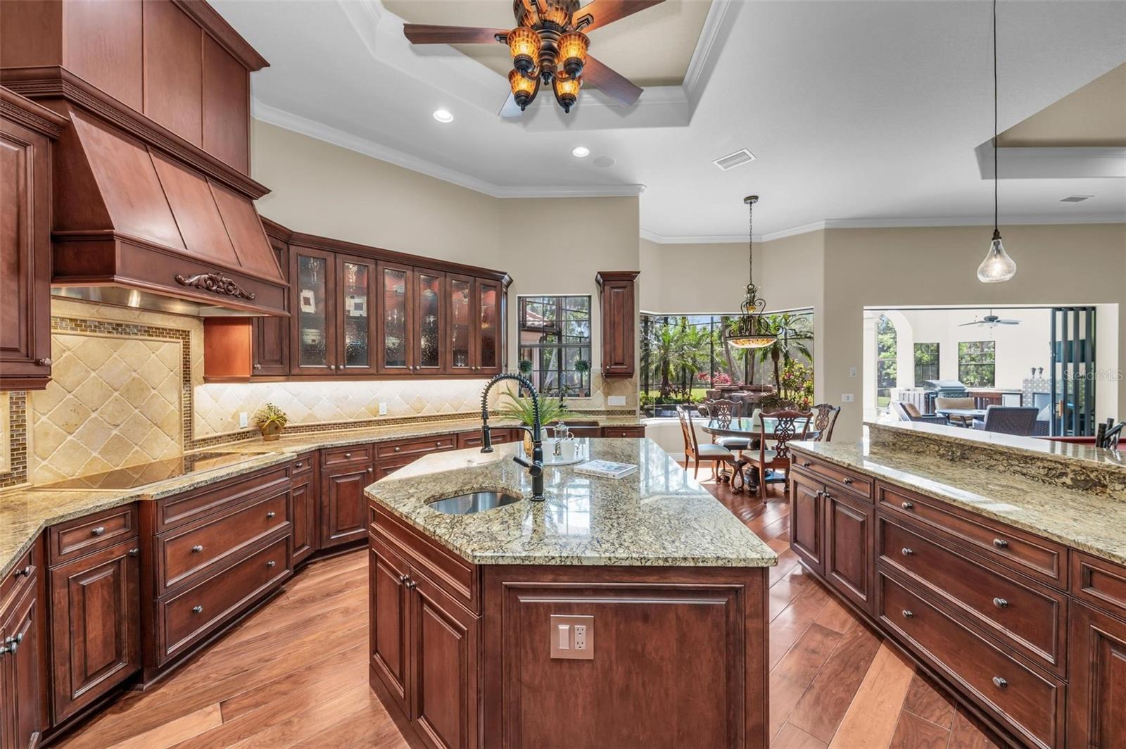 Image 12 of 88 For 1110 79th Street E