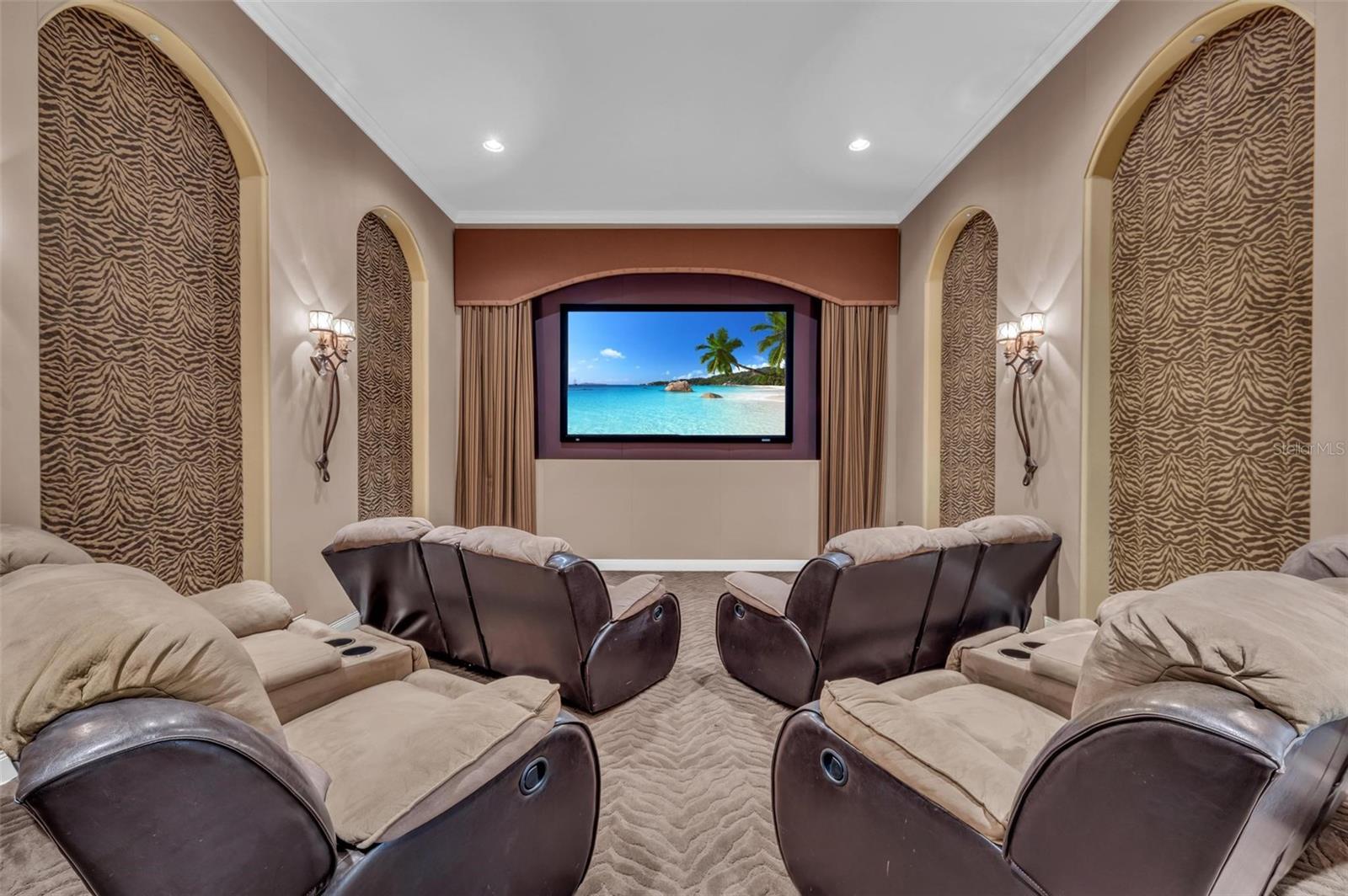 Image 28 of 88 For 1110 79th Street E