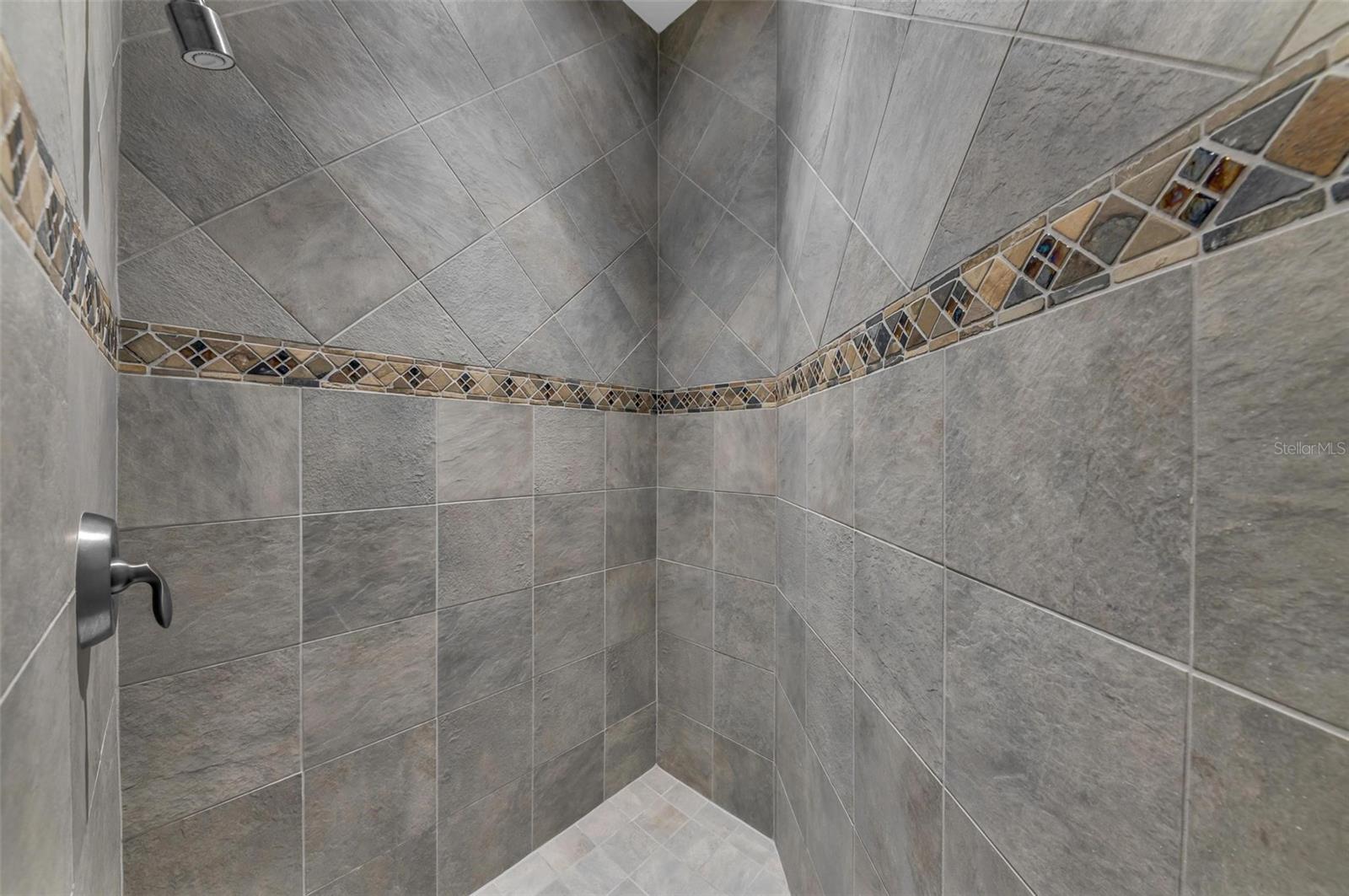 Image 31 of 88 For 1110 79th Street E