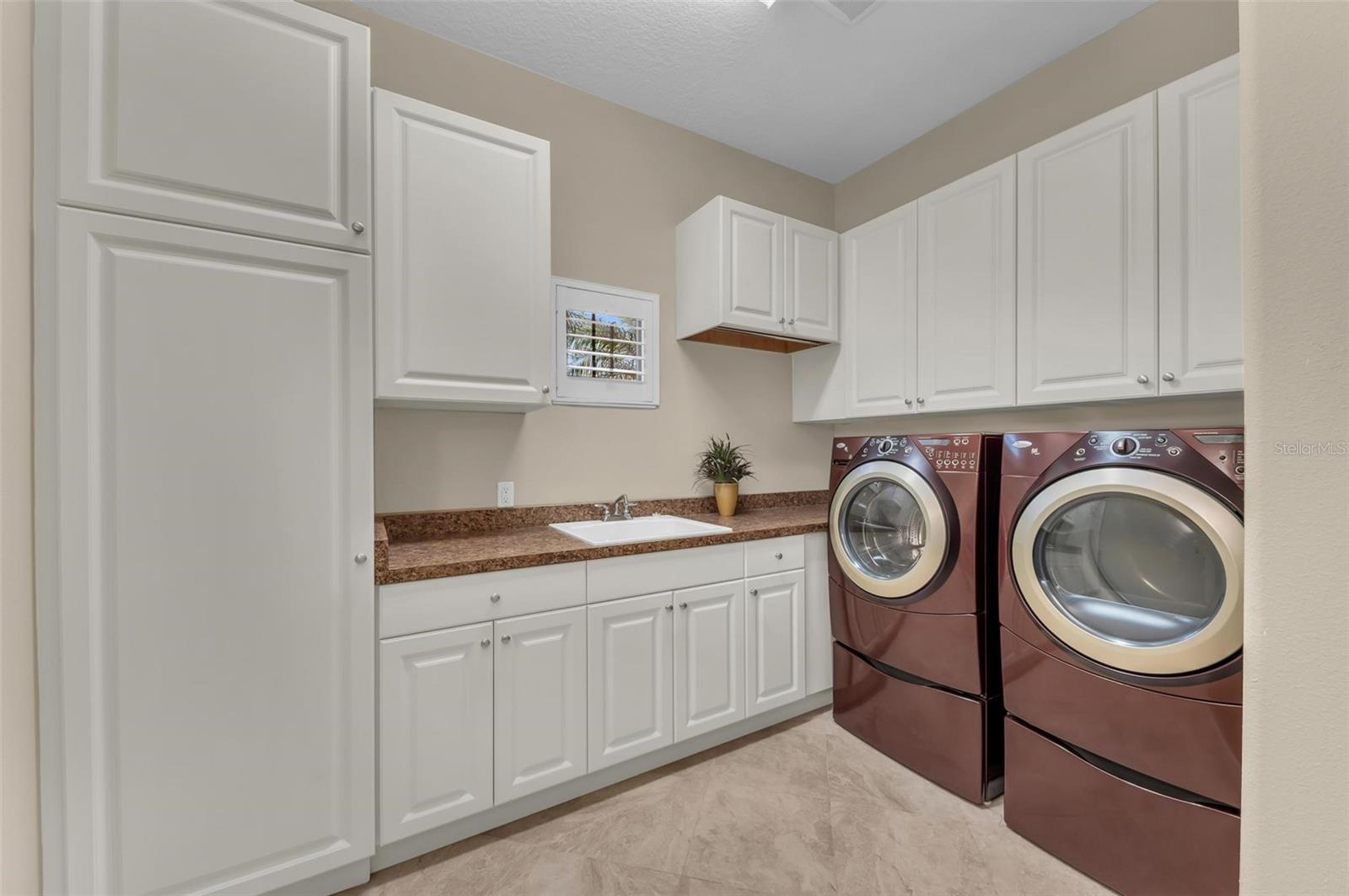 Image 65 of 88 For 1110 79th Street E