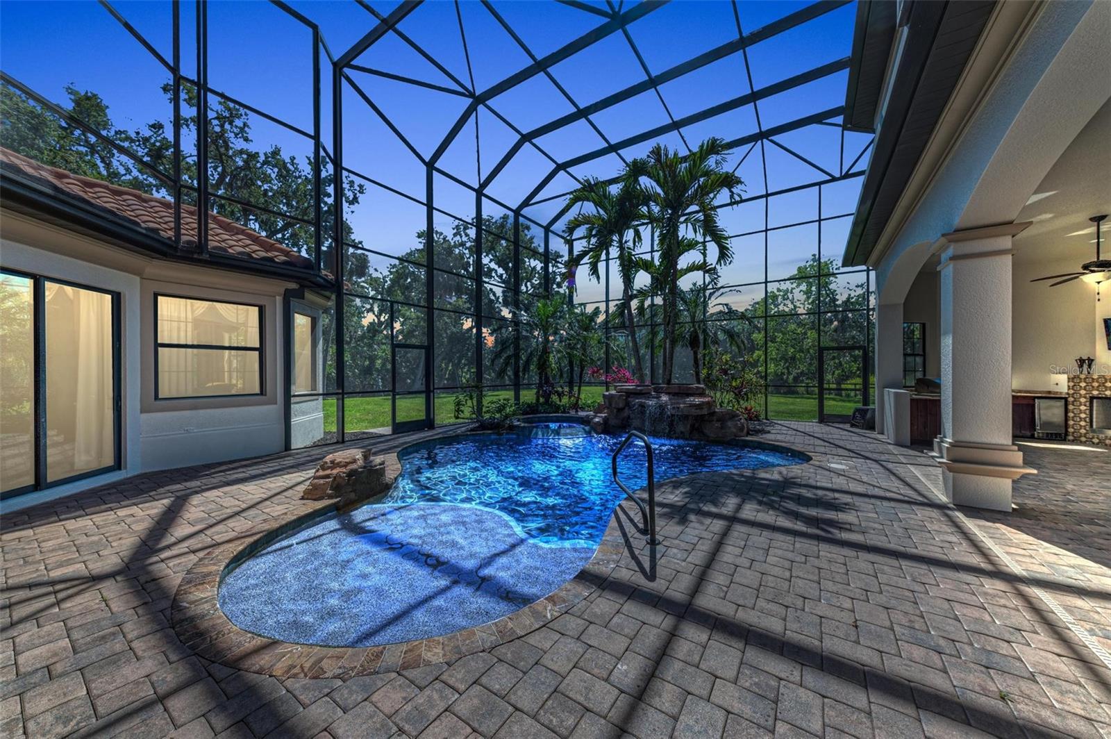 Image 70 of 88 For 1110 79th Street E