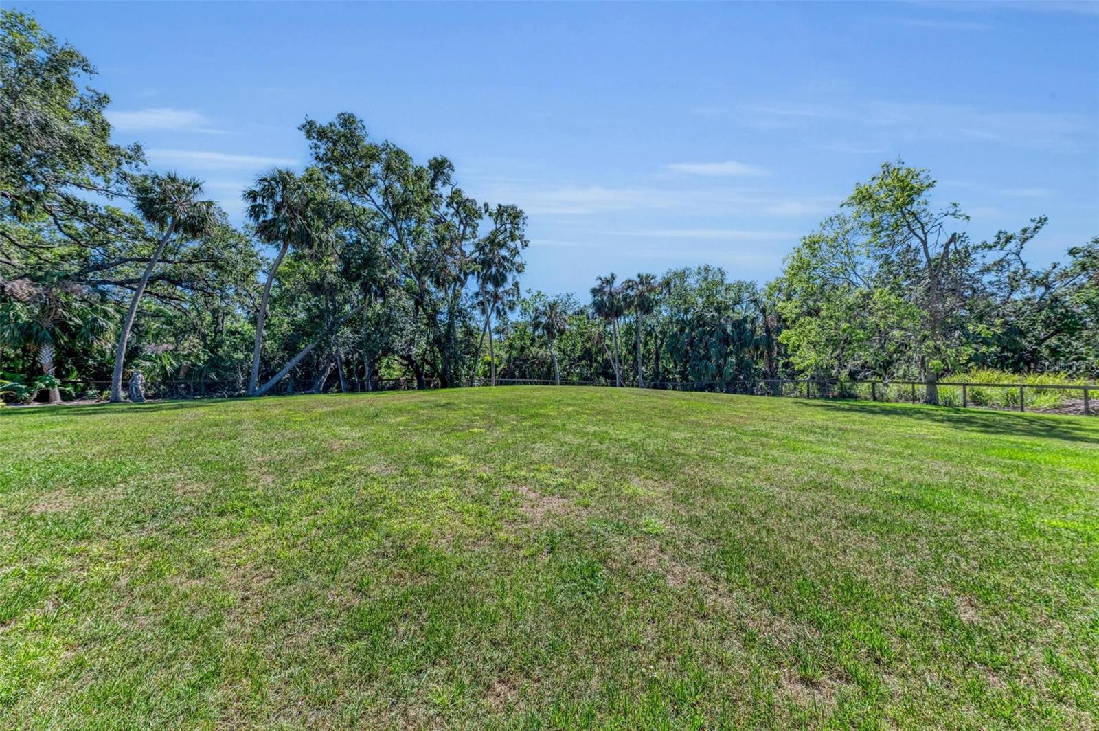 Image 83 of 88 For 1110 79th Street E