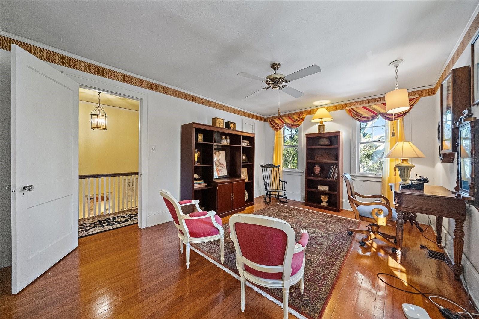 Image 18 of 64 For 2830 Bay Shore Circle