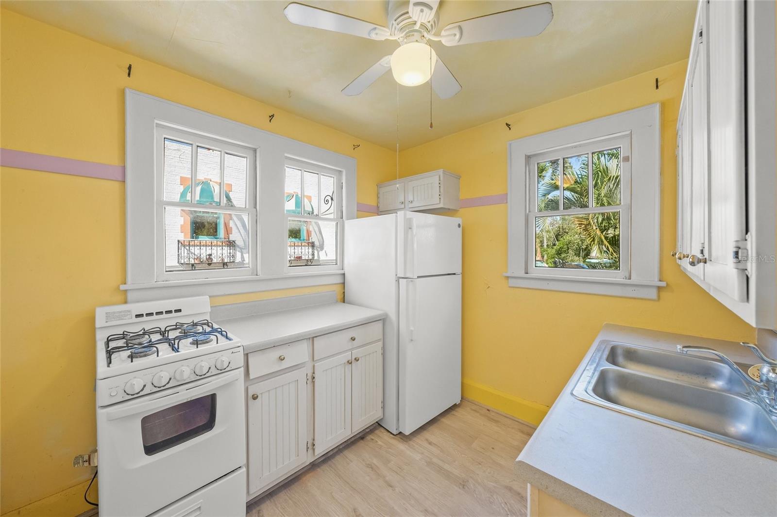 Image 48 of 64 For 2830 Bay Shore Circle