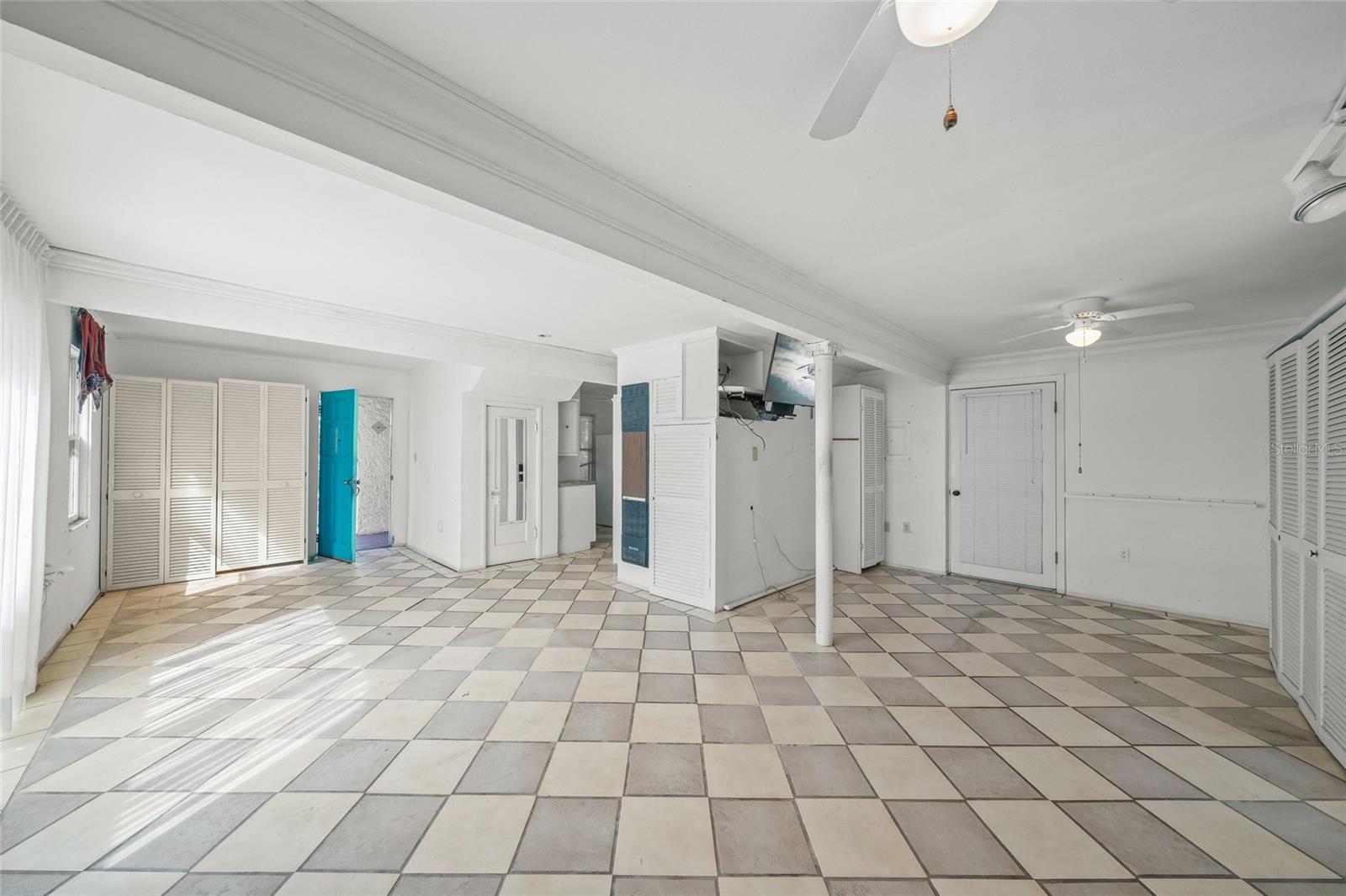 Image 53 of 64 For 2830 Bay Shore Circle