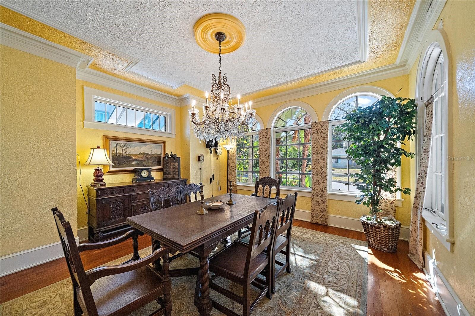 Image 8 of 64 For 2830 Bay Shore Circle