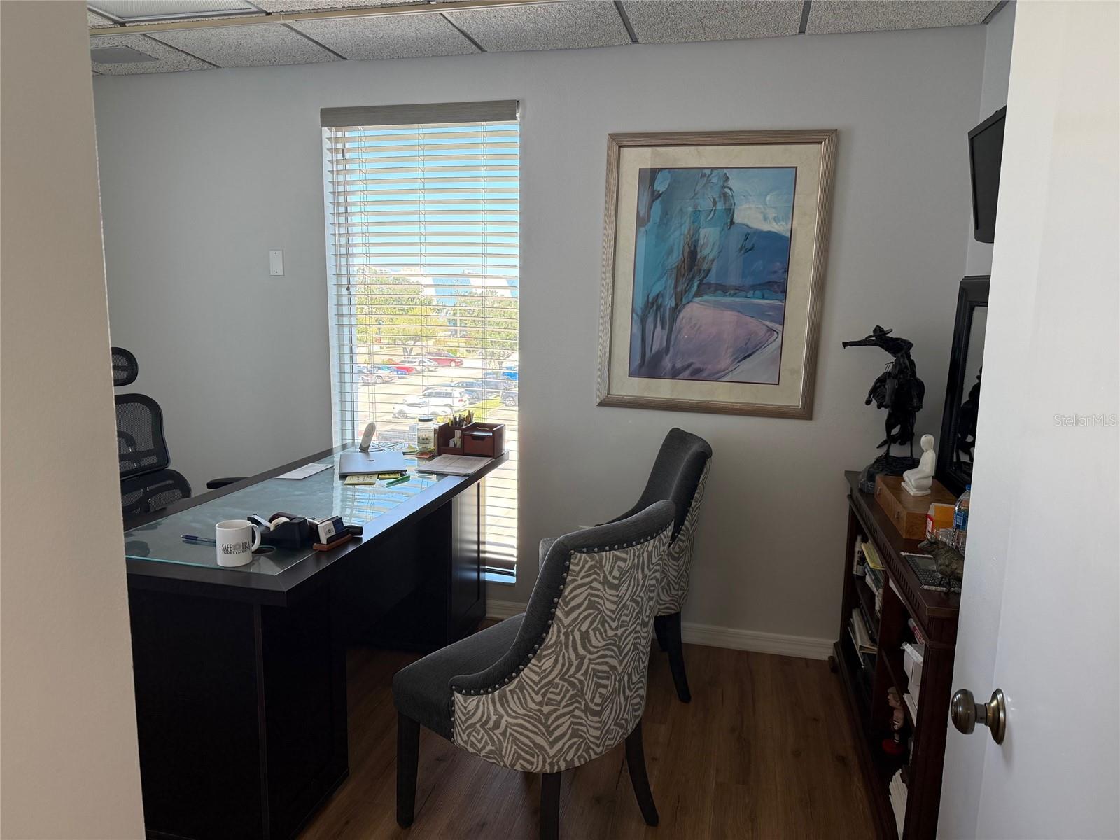 Image 3 of 9 For 1219 East Avenue 3-304