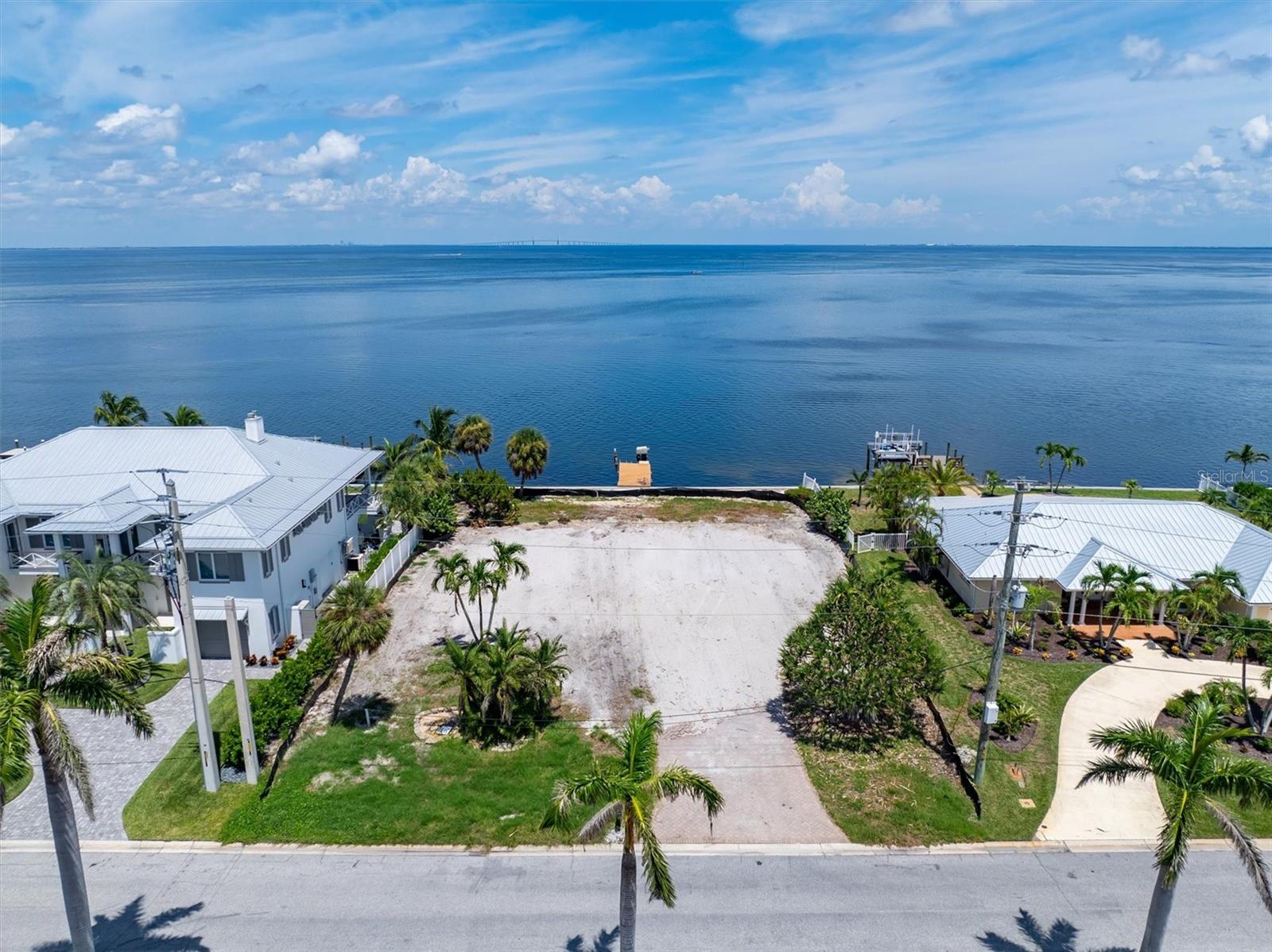 Image 2 of 3 For 659 Key Royale Drive