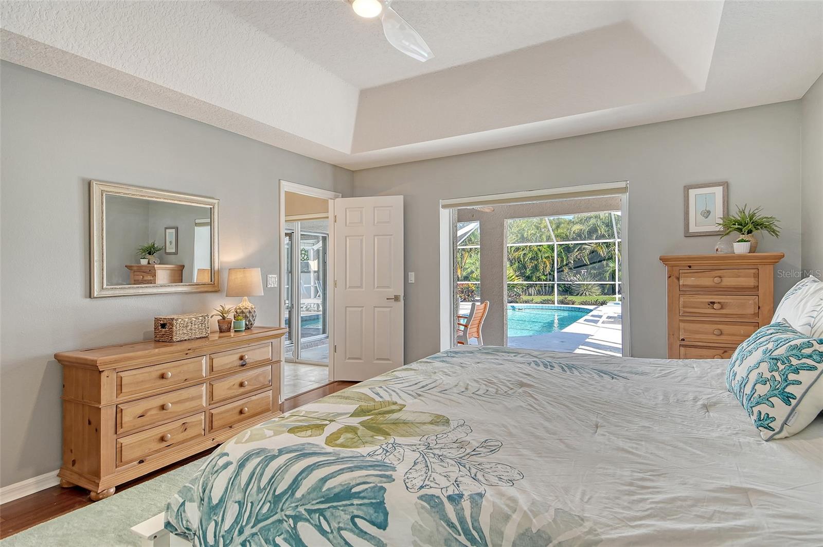 Image 17 of 40 For 4577 Country Manor Drive