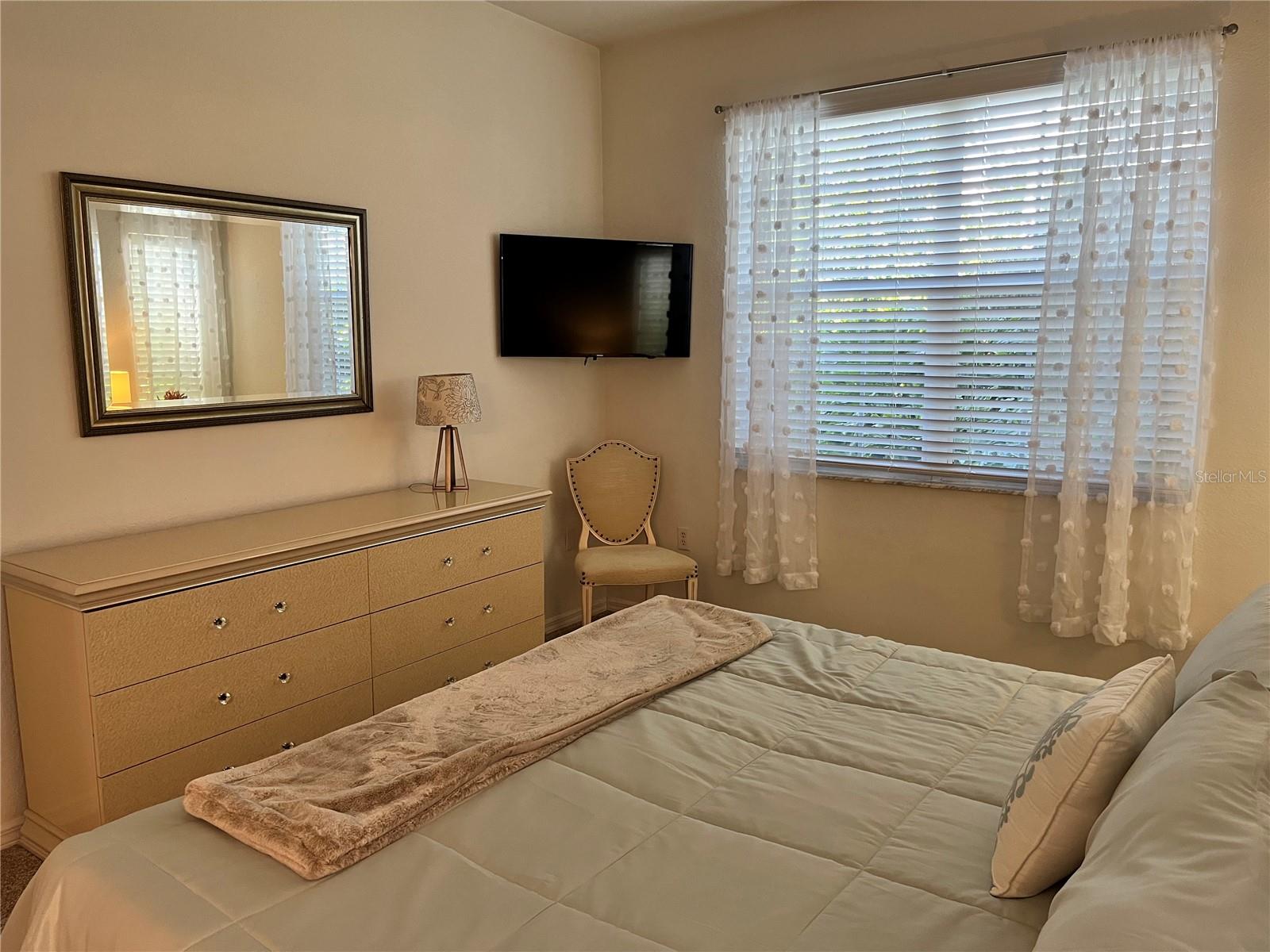 Image 12 of 29 For 8335 Glenrose Way 1513