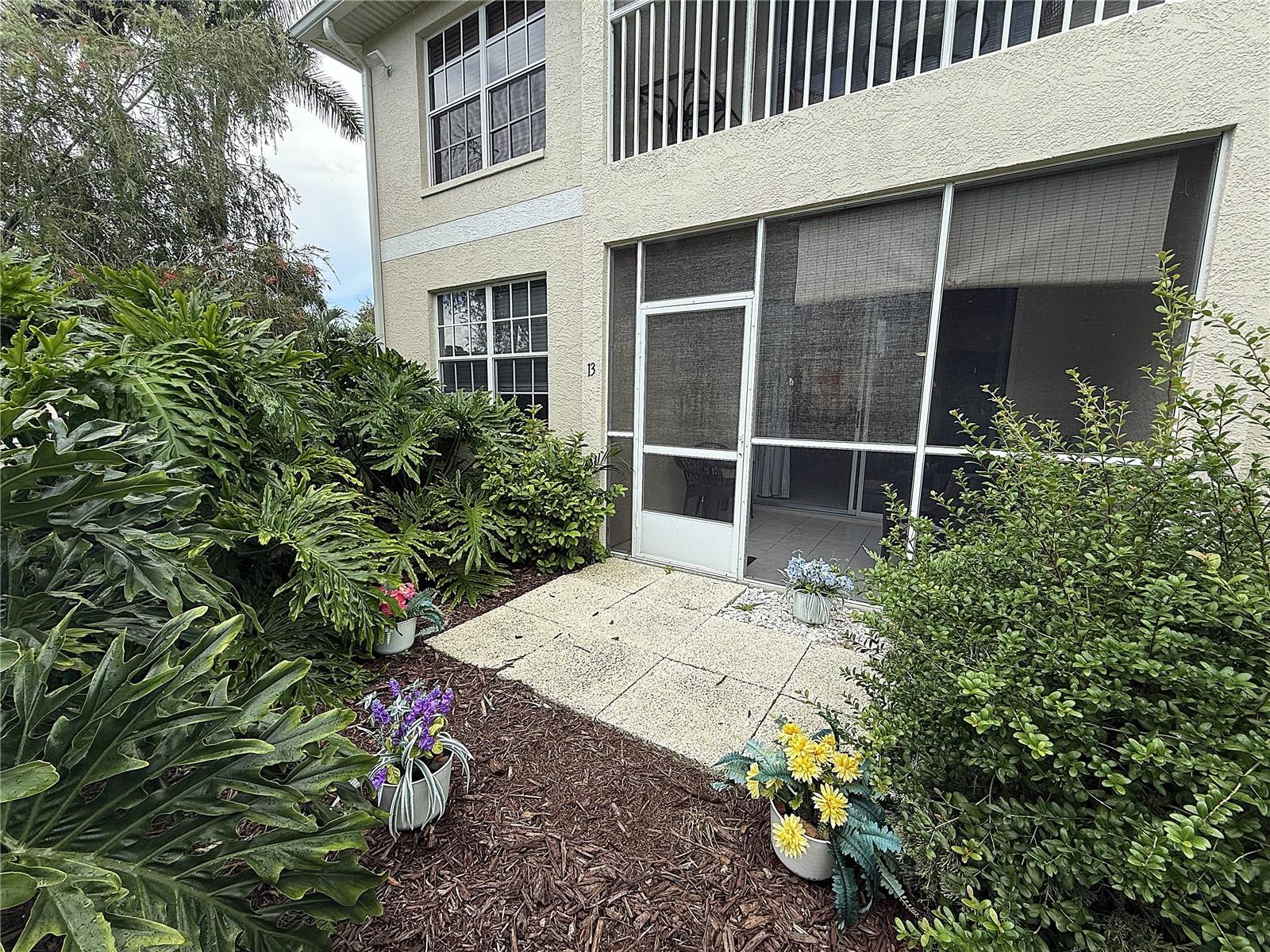 Image 24 of 29 For 8335 Glenrose Way 1513