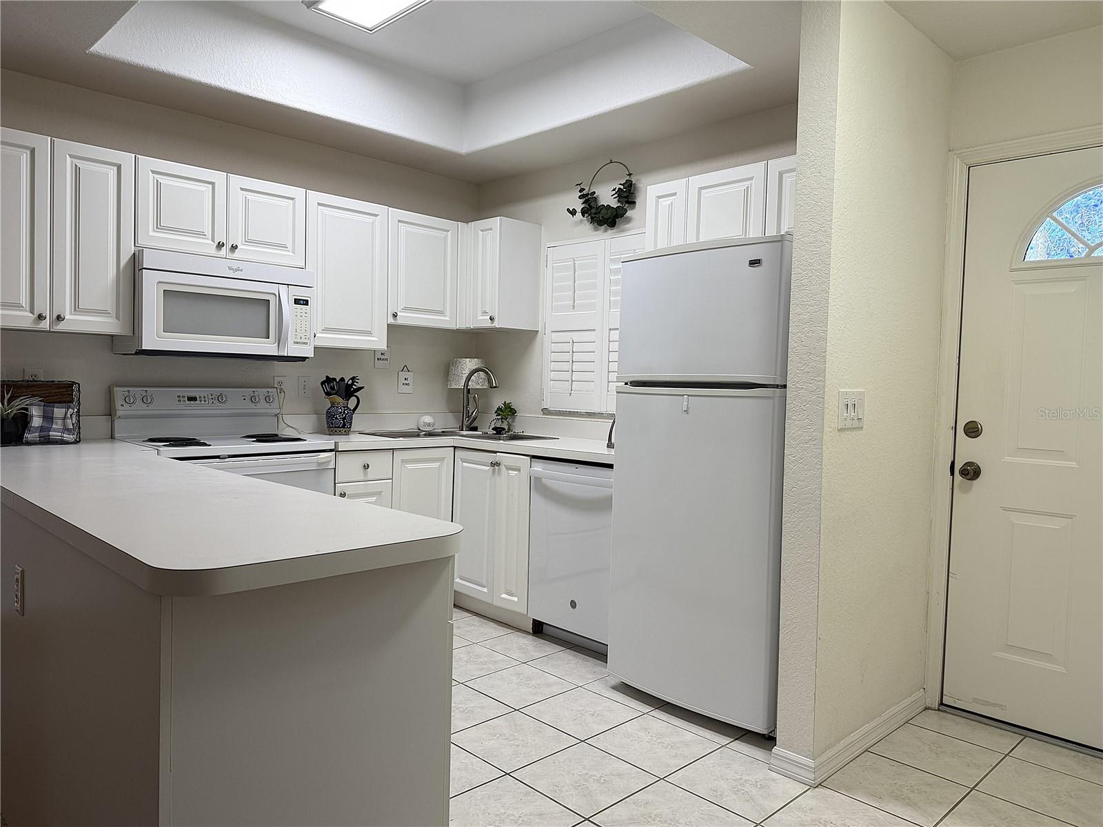 Image 4 of 29 For 8335 Glenrose Way 1513