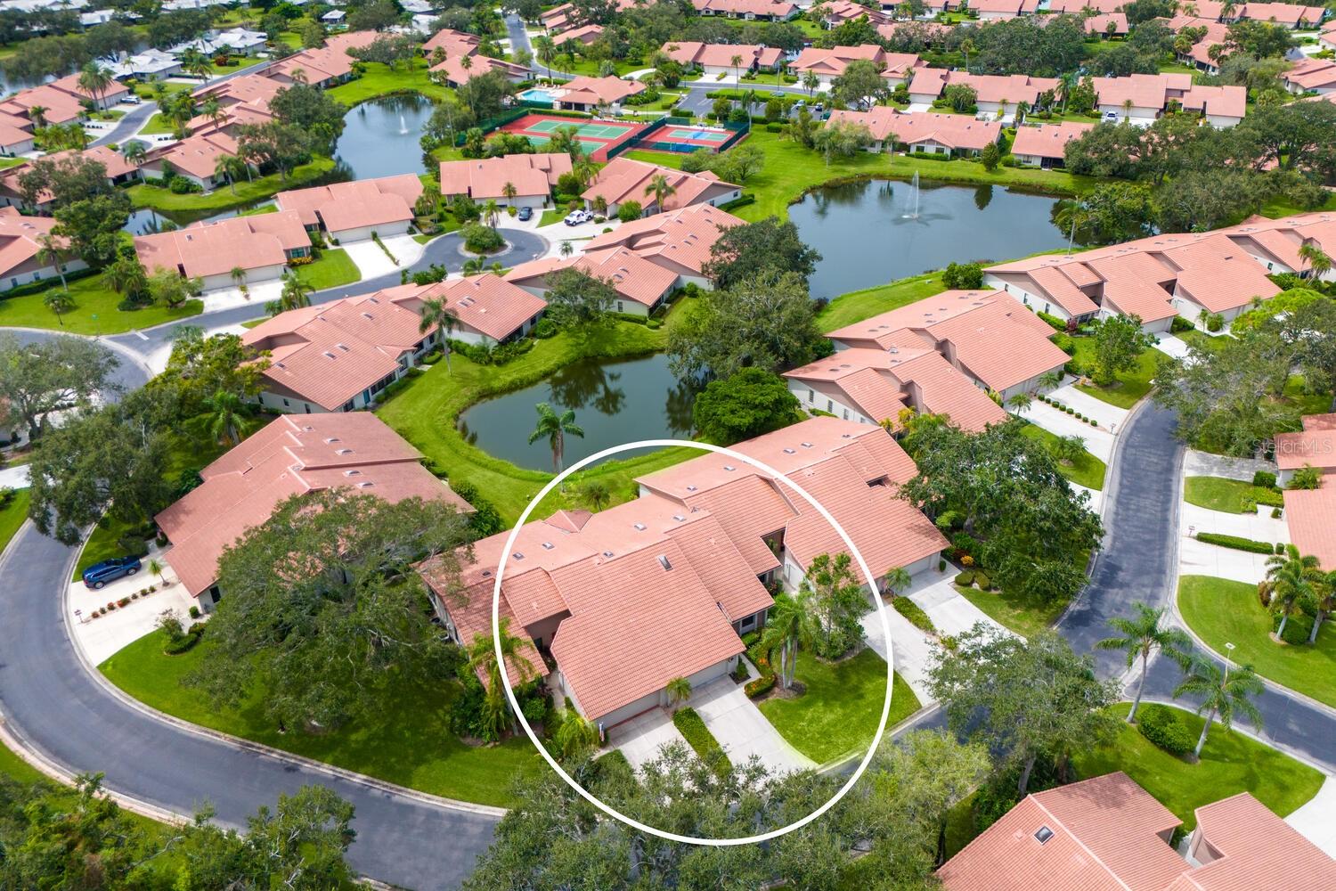 Image 3 of 49 For 4033 Wilshire Circle E 139
