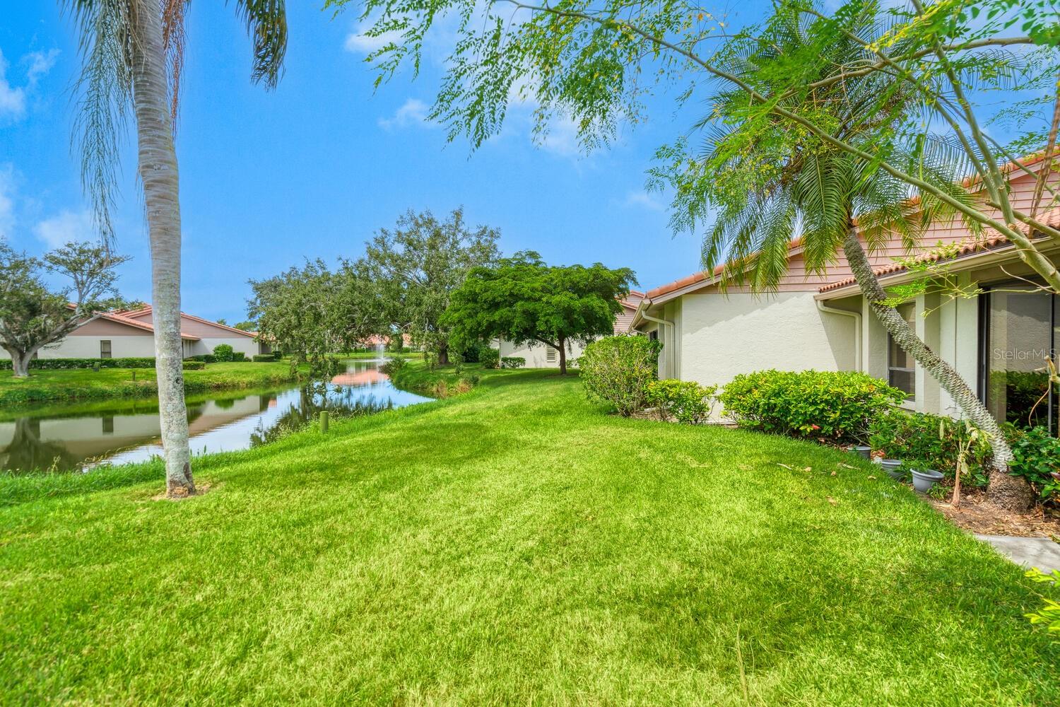 Image 37 of 49 For 4033 Wilshire Circle E 139