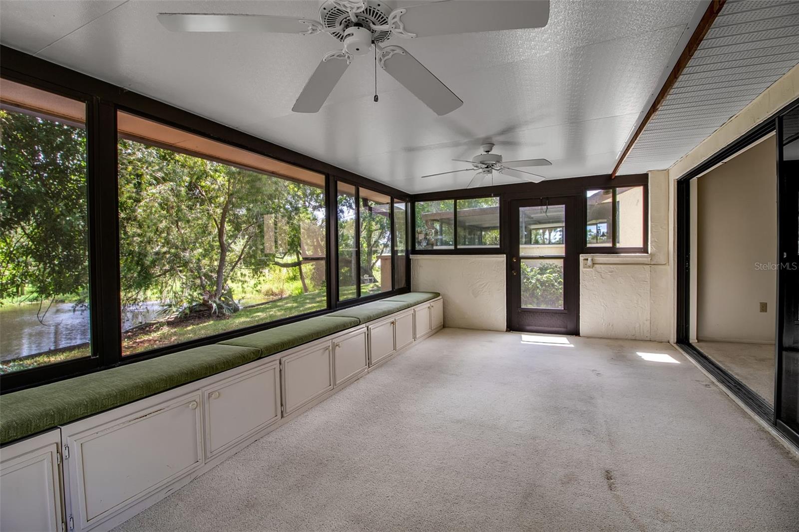 Image 13 of 32 For 4408 La Jolla Drive