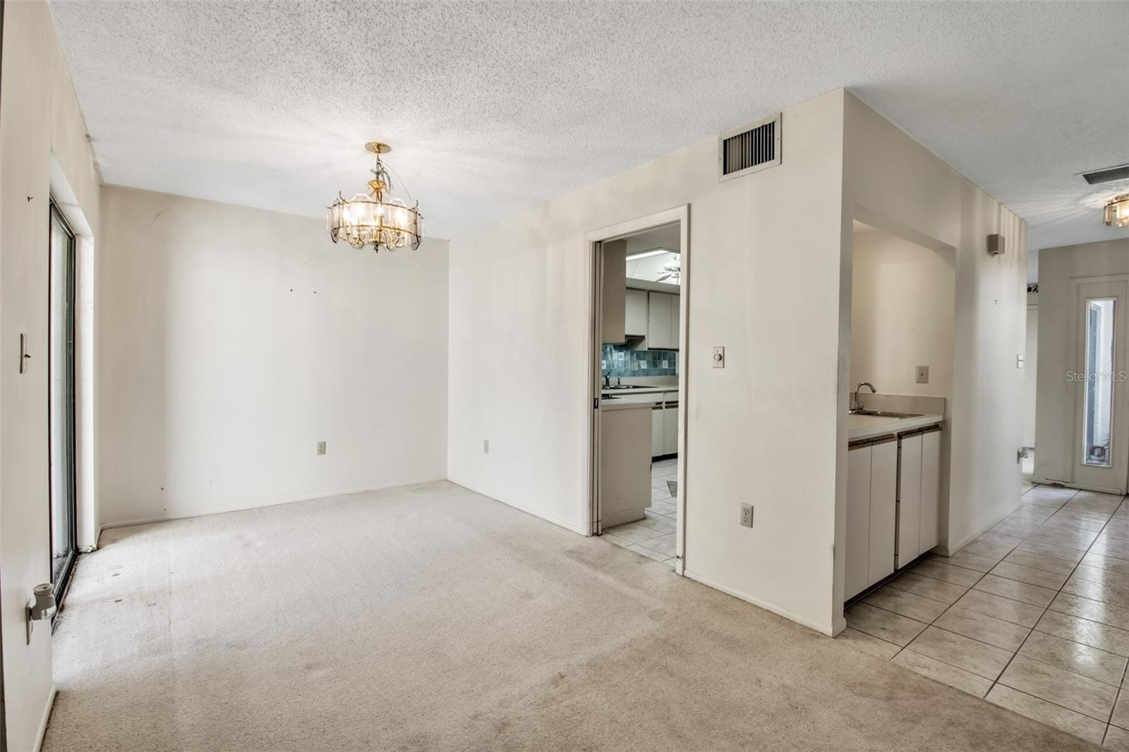 Image 21 of 32 For 4408 La Jolla Drive