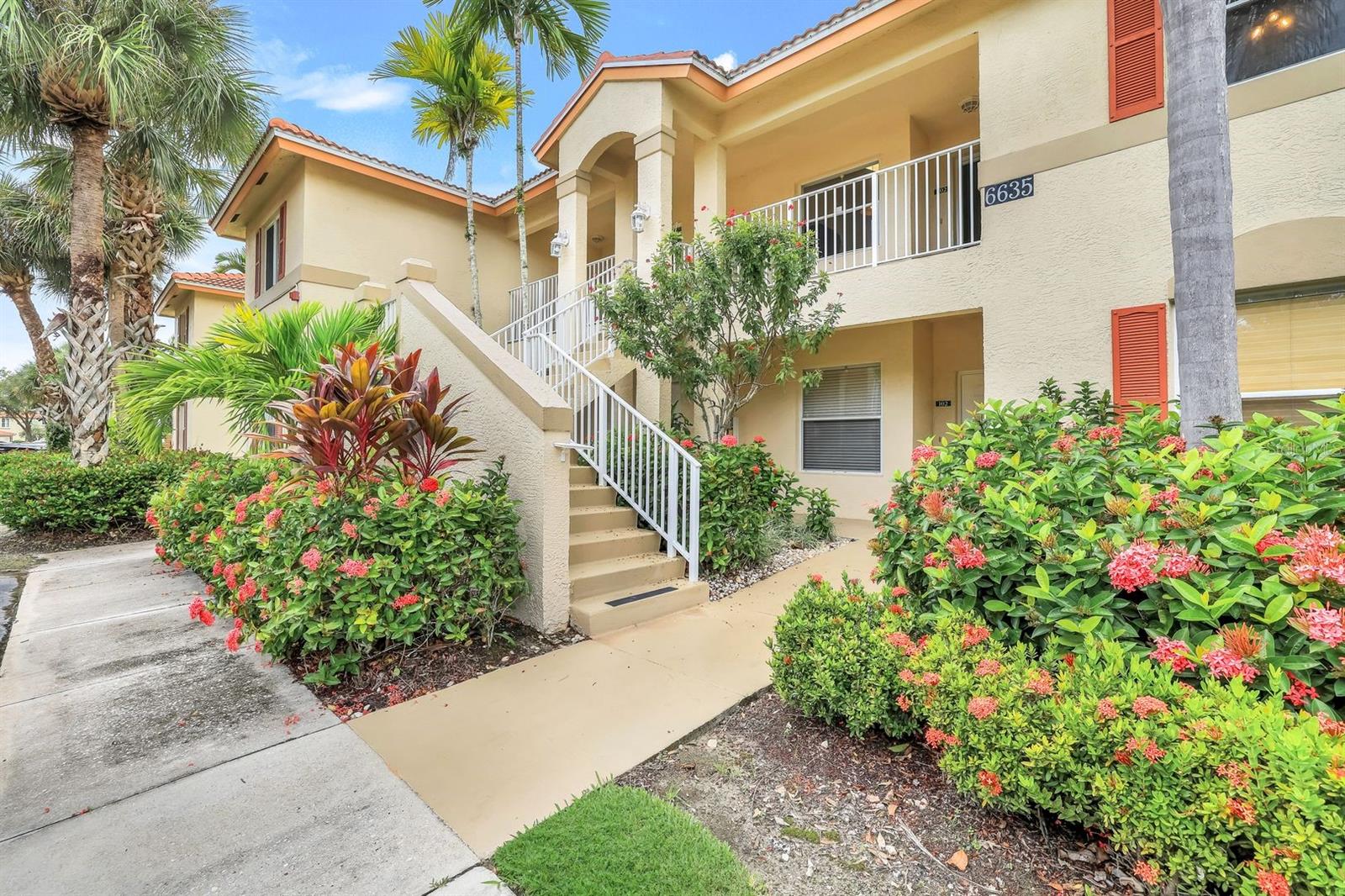 Details for 6635 Huntington Lakes Circle 202, NAPLES, FL 34119