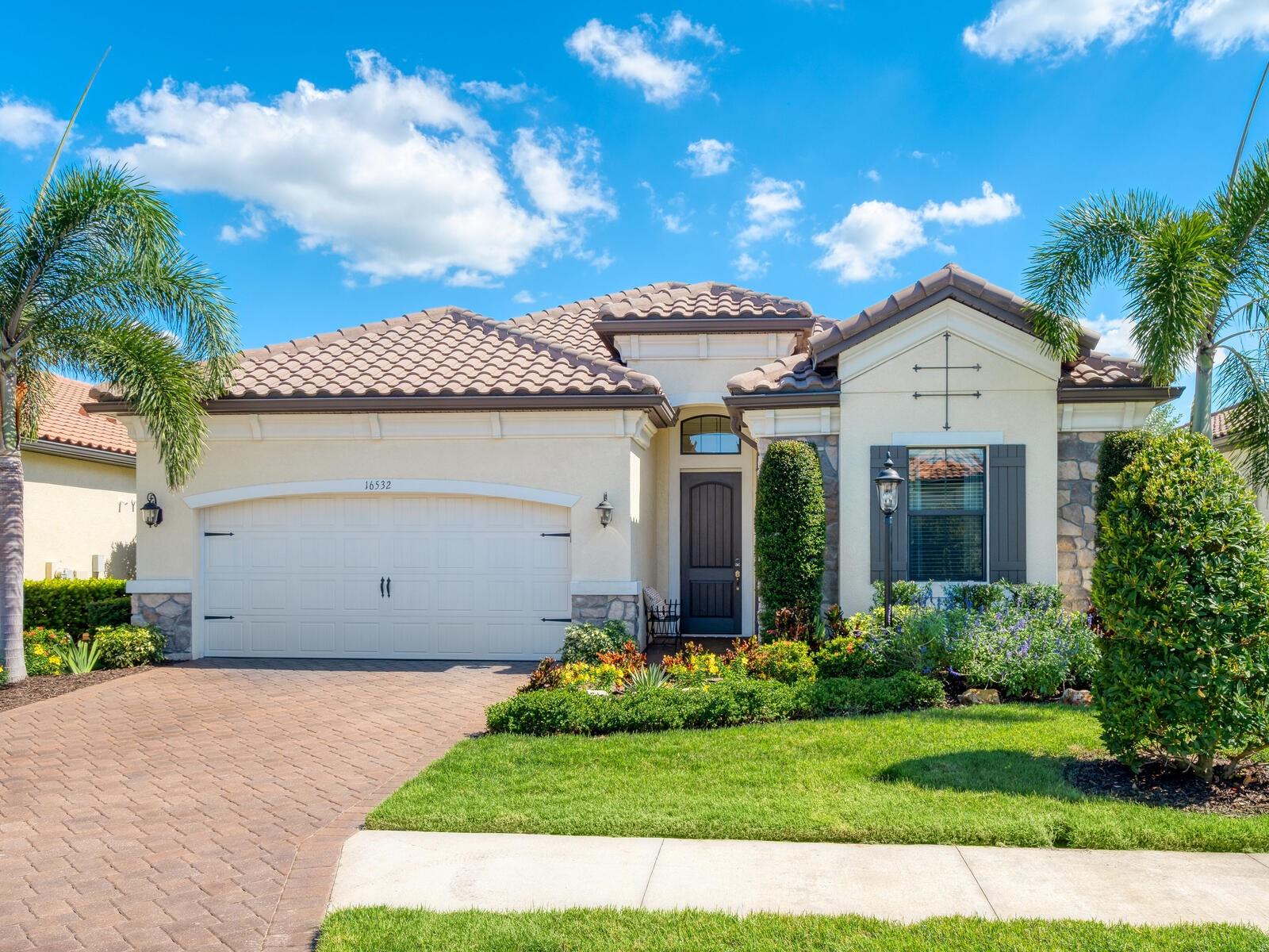 Details for 16532 Hillside Circle, LAKEWOOD RANCH, FL 34202