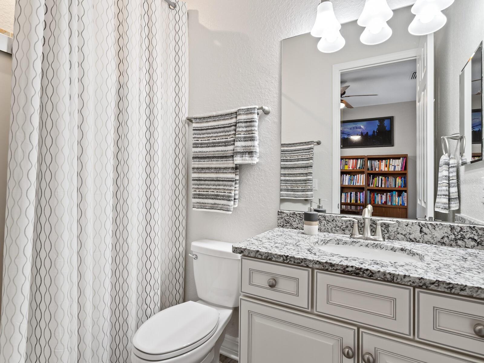 Image 30 of 67 For 16532 Hillside Circle