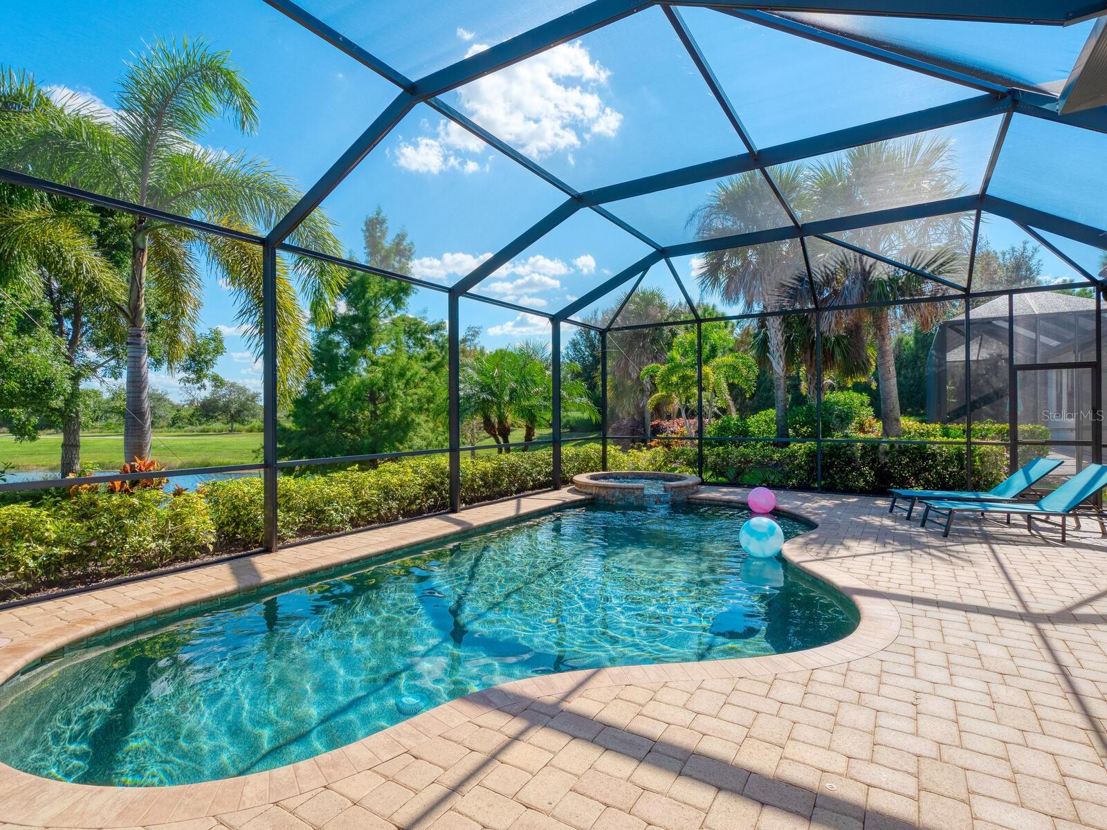 Image 39 of 67 For 16532 Hillside Circle