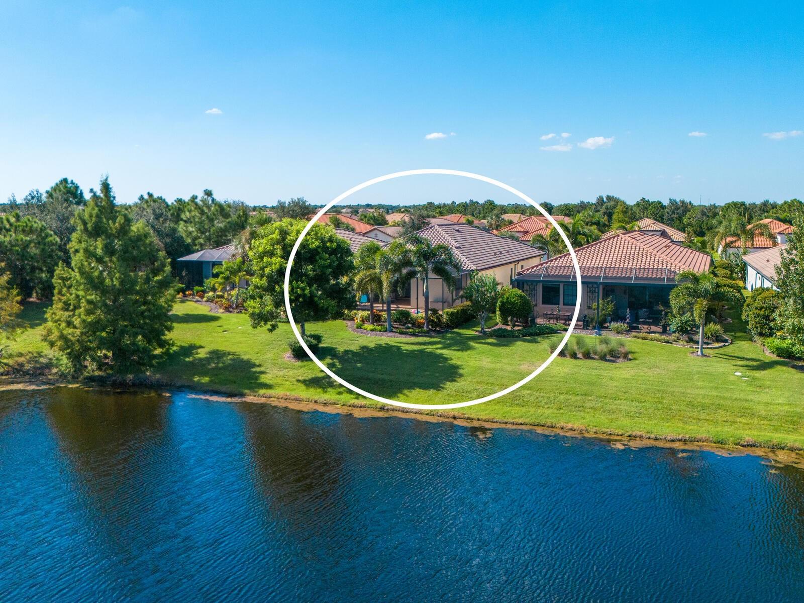 Image 4 of 67 For 16532 Hillside Circle