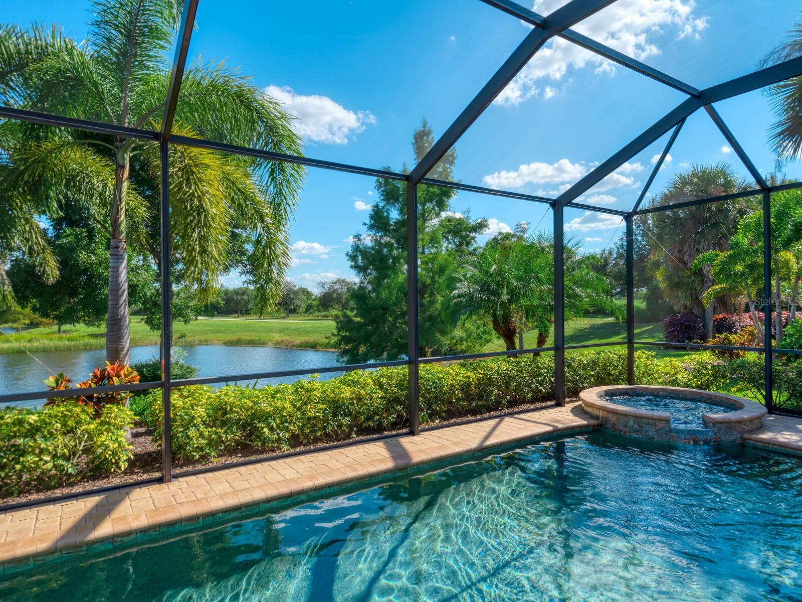 Image 40 of 67 For 16532 Hillside Circle