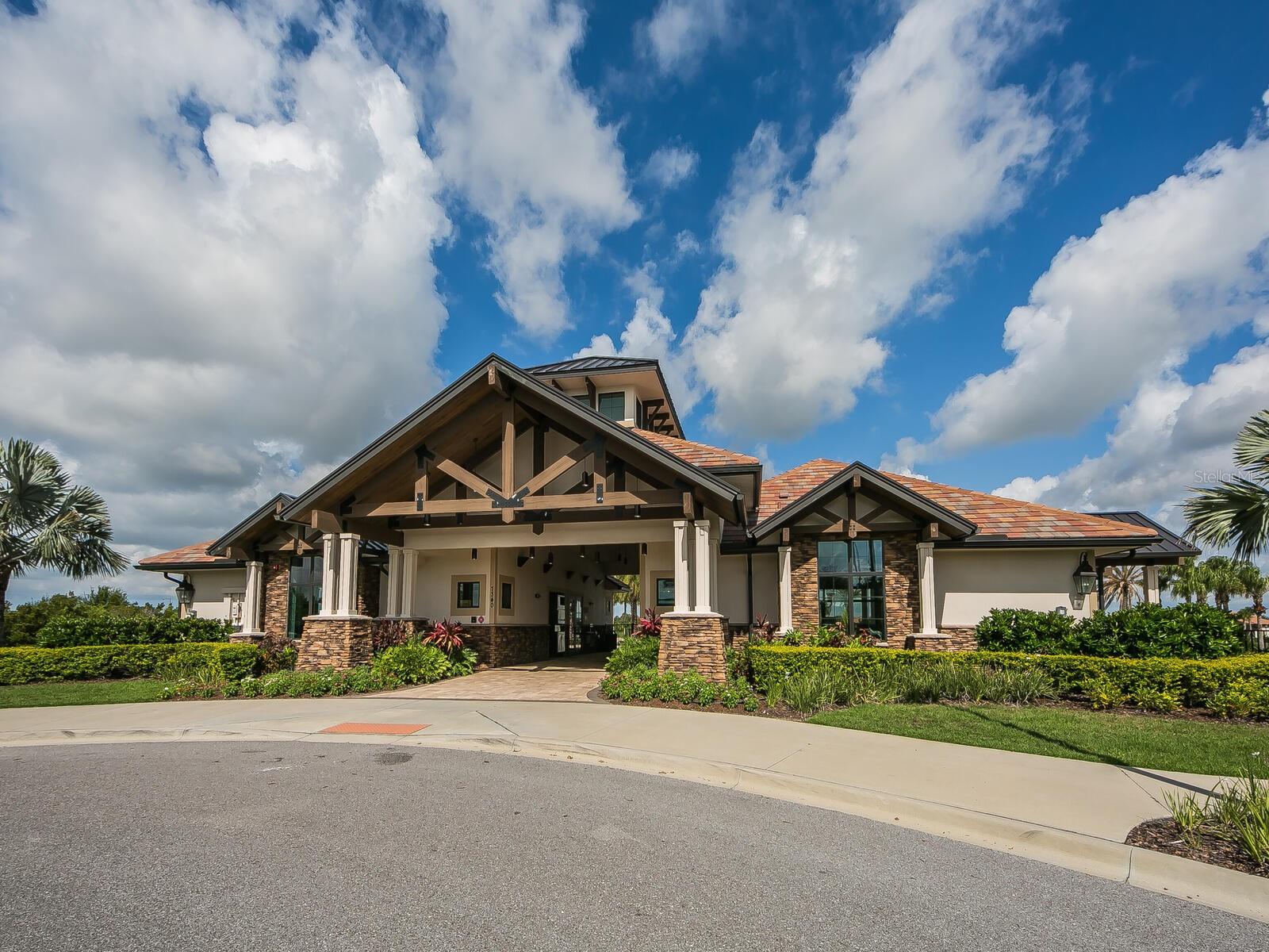 Image 48 of 67 For 16532 Hillside Circle