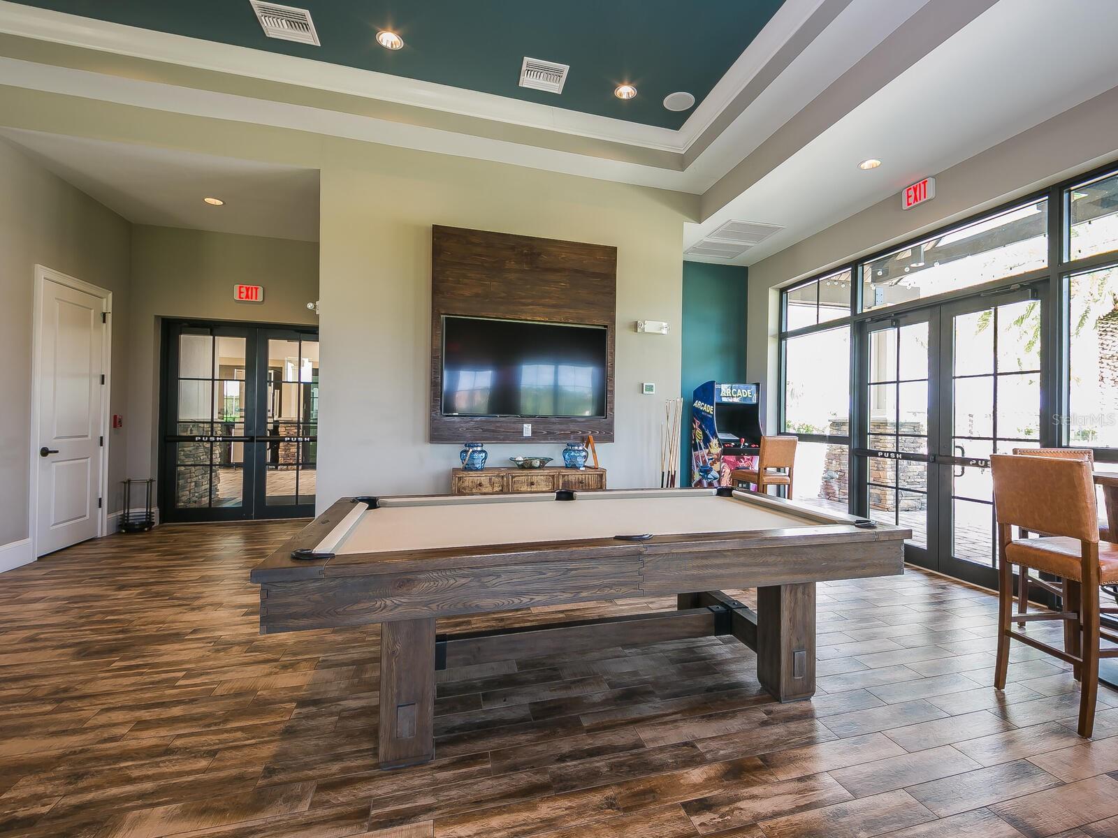 Image 50 of 67 For 16532 Hillside Circle