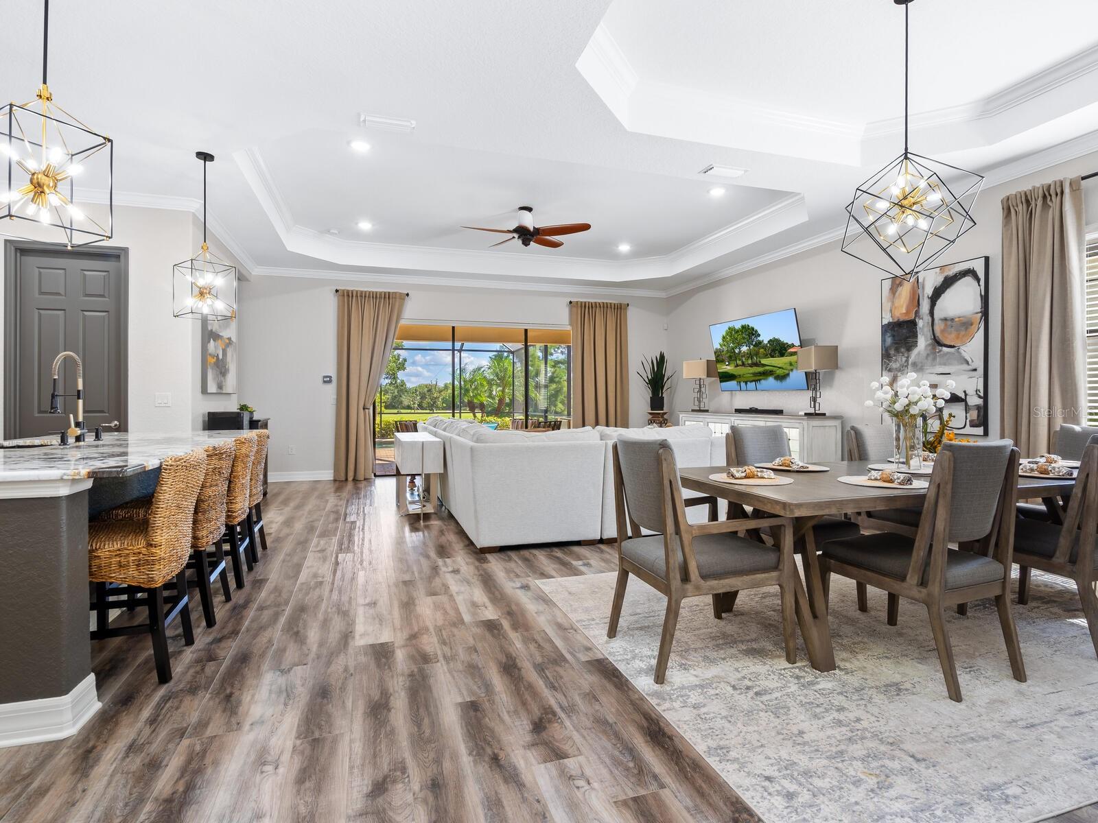 Image 7 of 67 For 16532 Hillside Circle