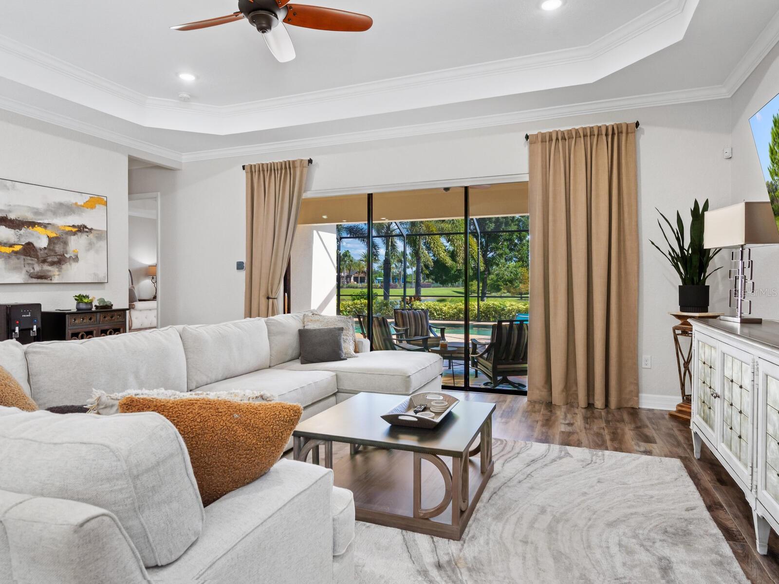 Image 9 of 67 For 16532 Hillside Circle