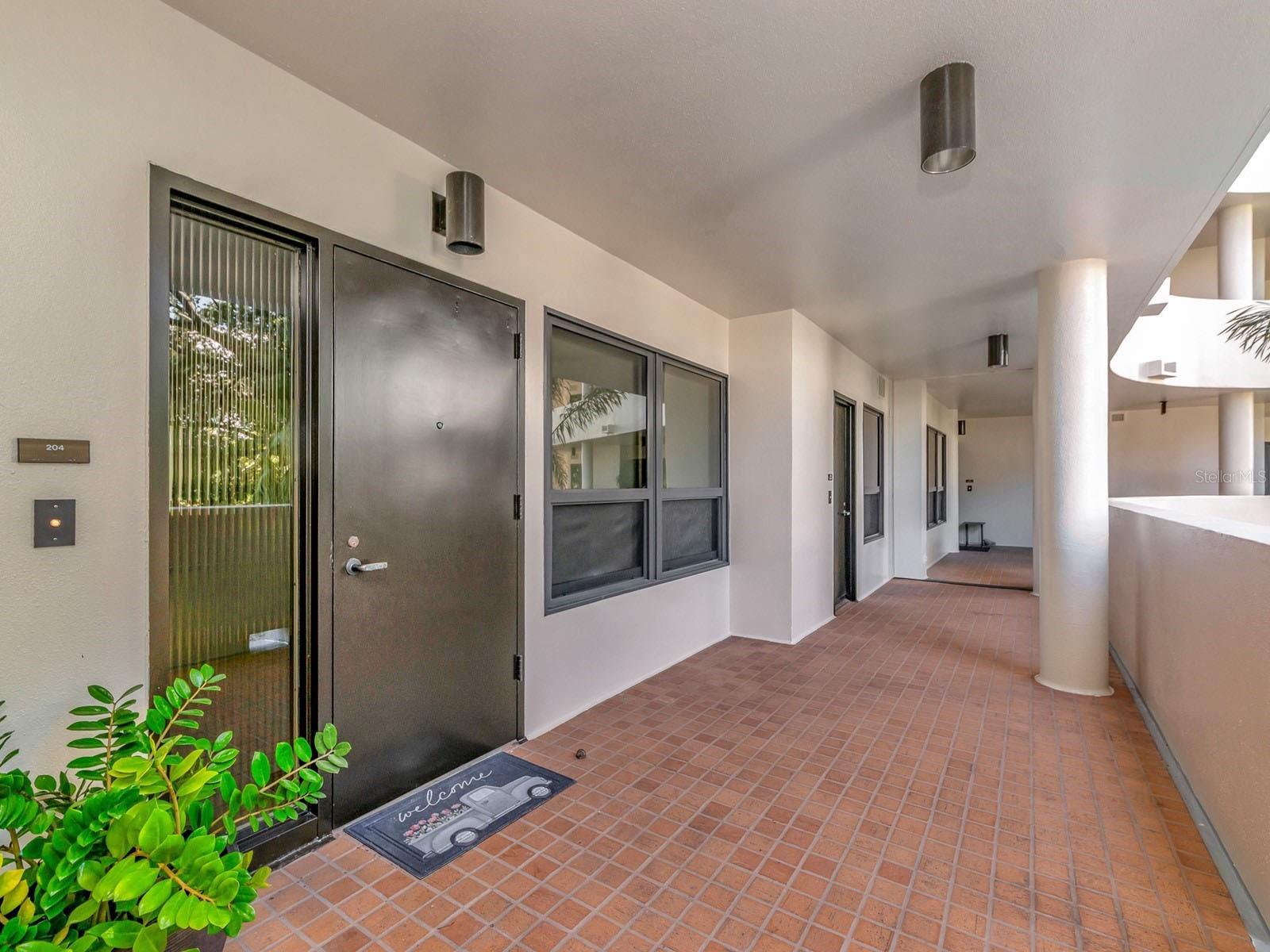 Image 2 of 100 For 1255 Gulfstream Avenue 204