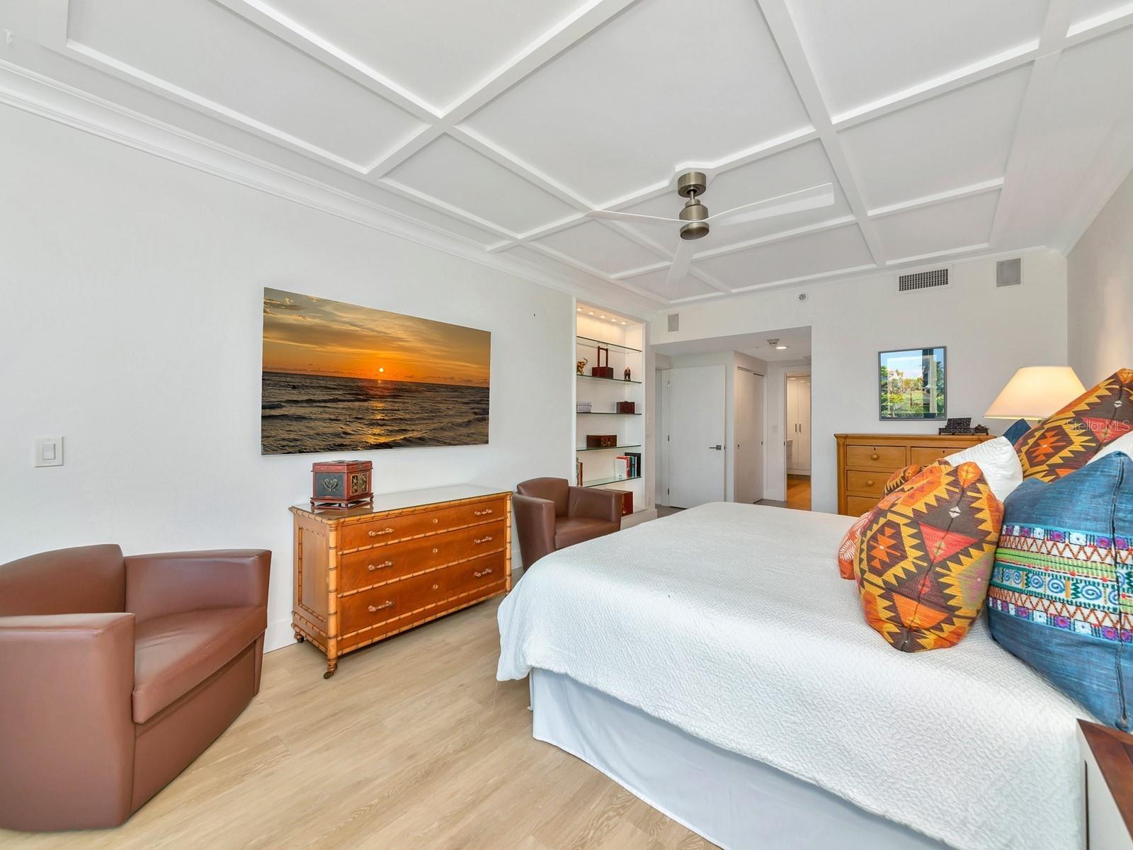 Image 30 of 100 For 1255 Gulfstream Avenue 204