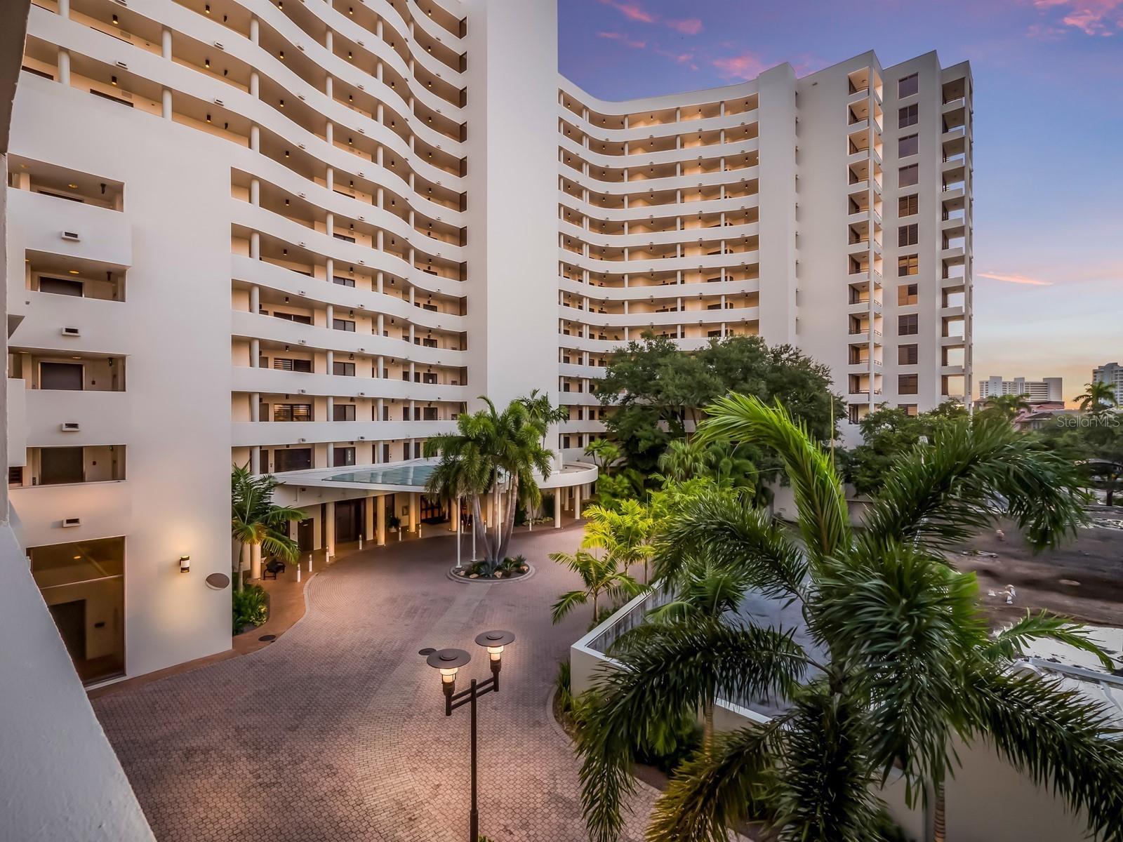 Image 43 of 100 For 1255 Gulfstream Avenue 204