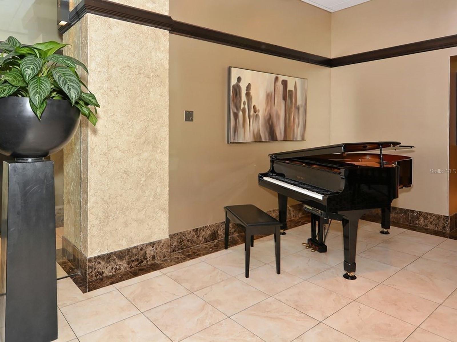 Image 58 of 100 For 1255 Gulfstream Avenue 204