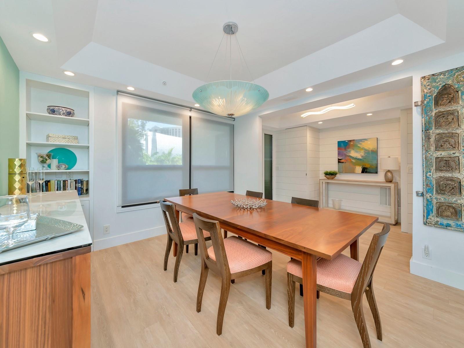 Image 6 of 100 For 1255 Gulfstream Avenue 204