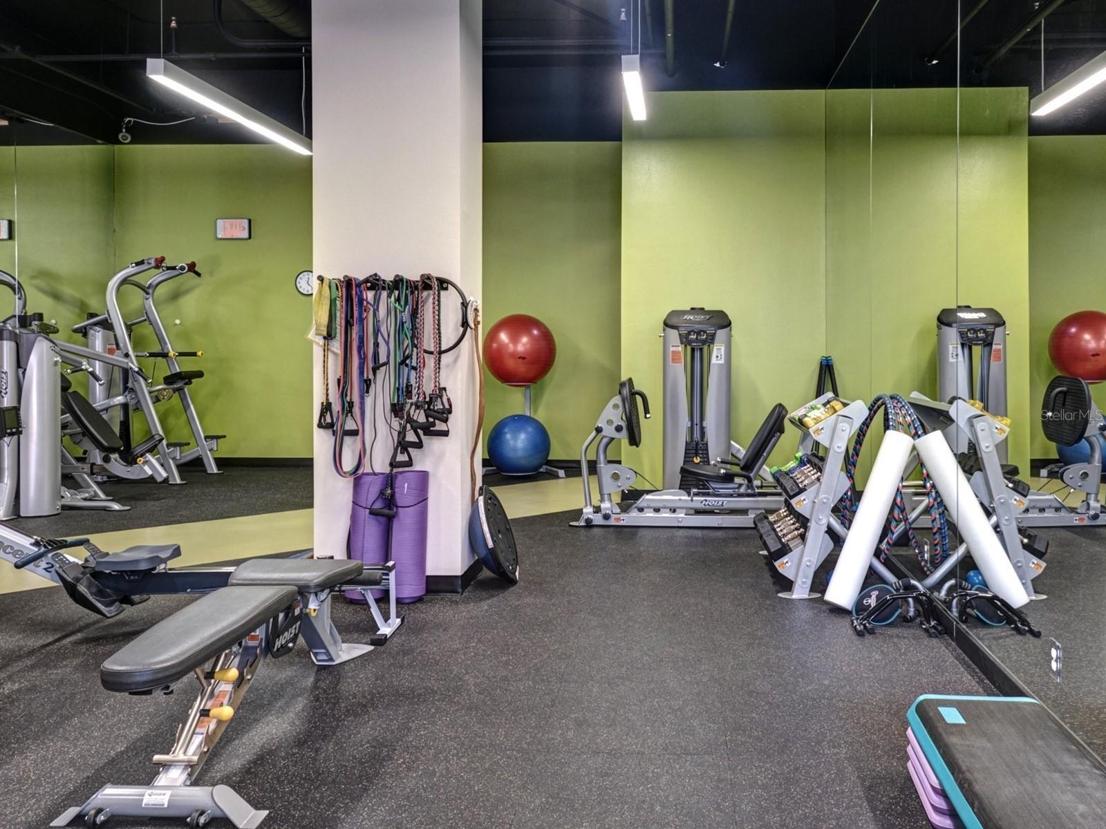 Image 72 of 100 For 1255 Gulfstream Avenue 204