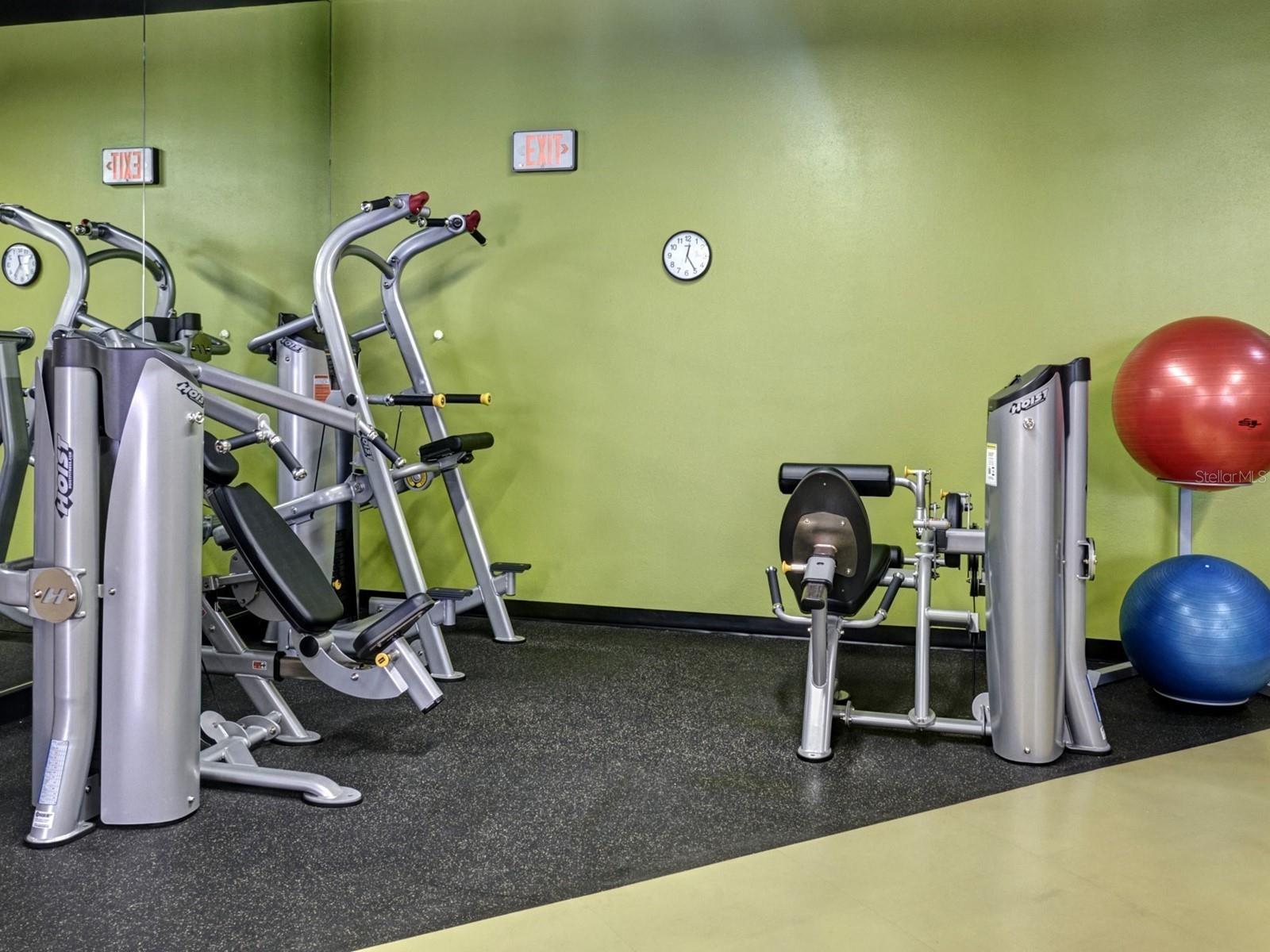 Image 73 of 100 For 1255 Gulfstream Avenue 204