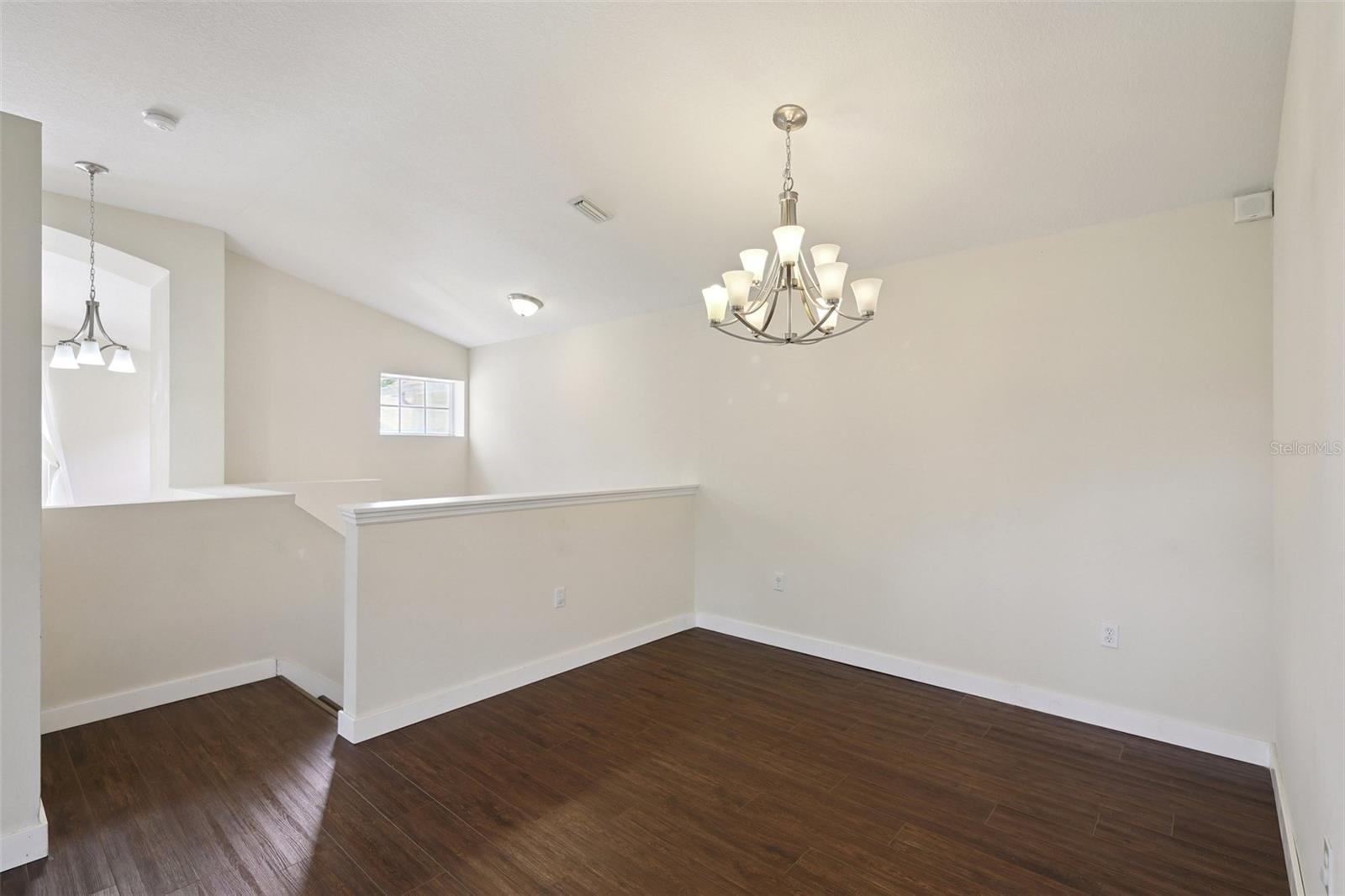 Image 14 of 33 For 6412 Rosefinch Court 204