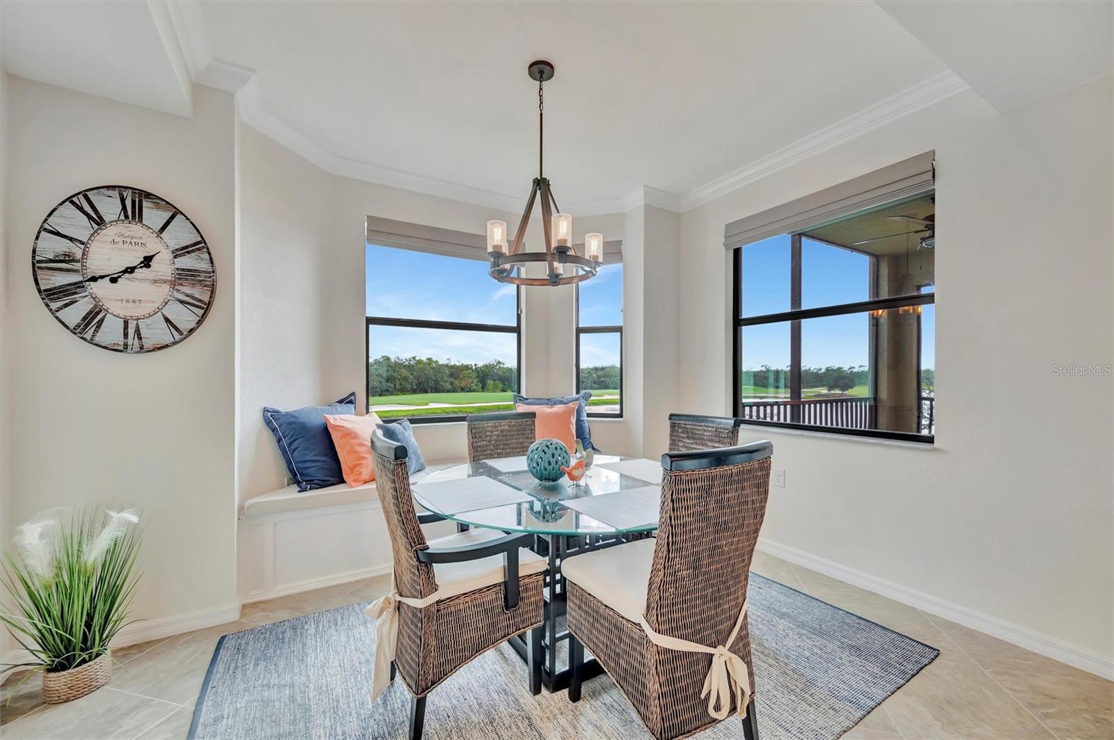 Image 5 of 16 For 17118 Vardon Terrace 207