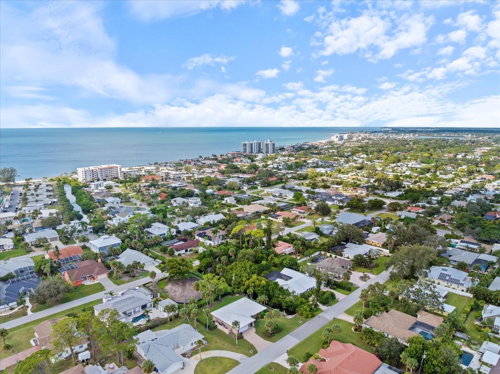 Image 5 of 12 For 621 Hibiscus Drive