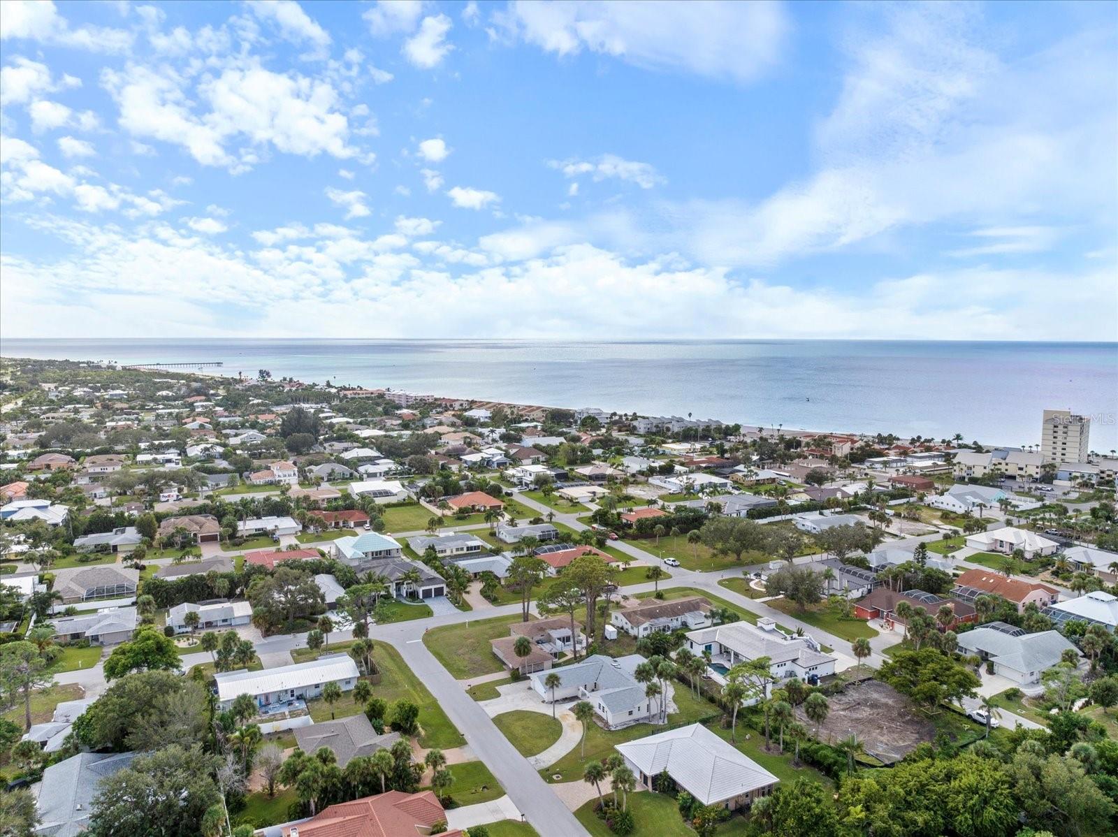 Image 9 of 12 For 621 Hibiscus Drive