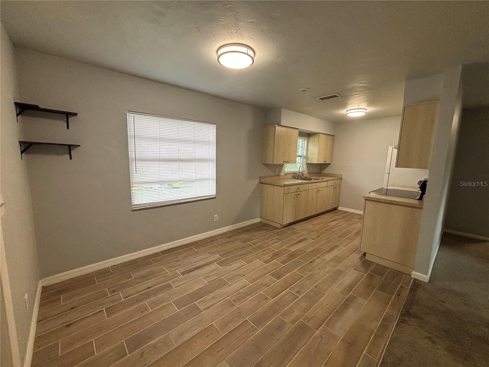 Image 10 of 19 For 737 Bailey Avenue