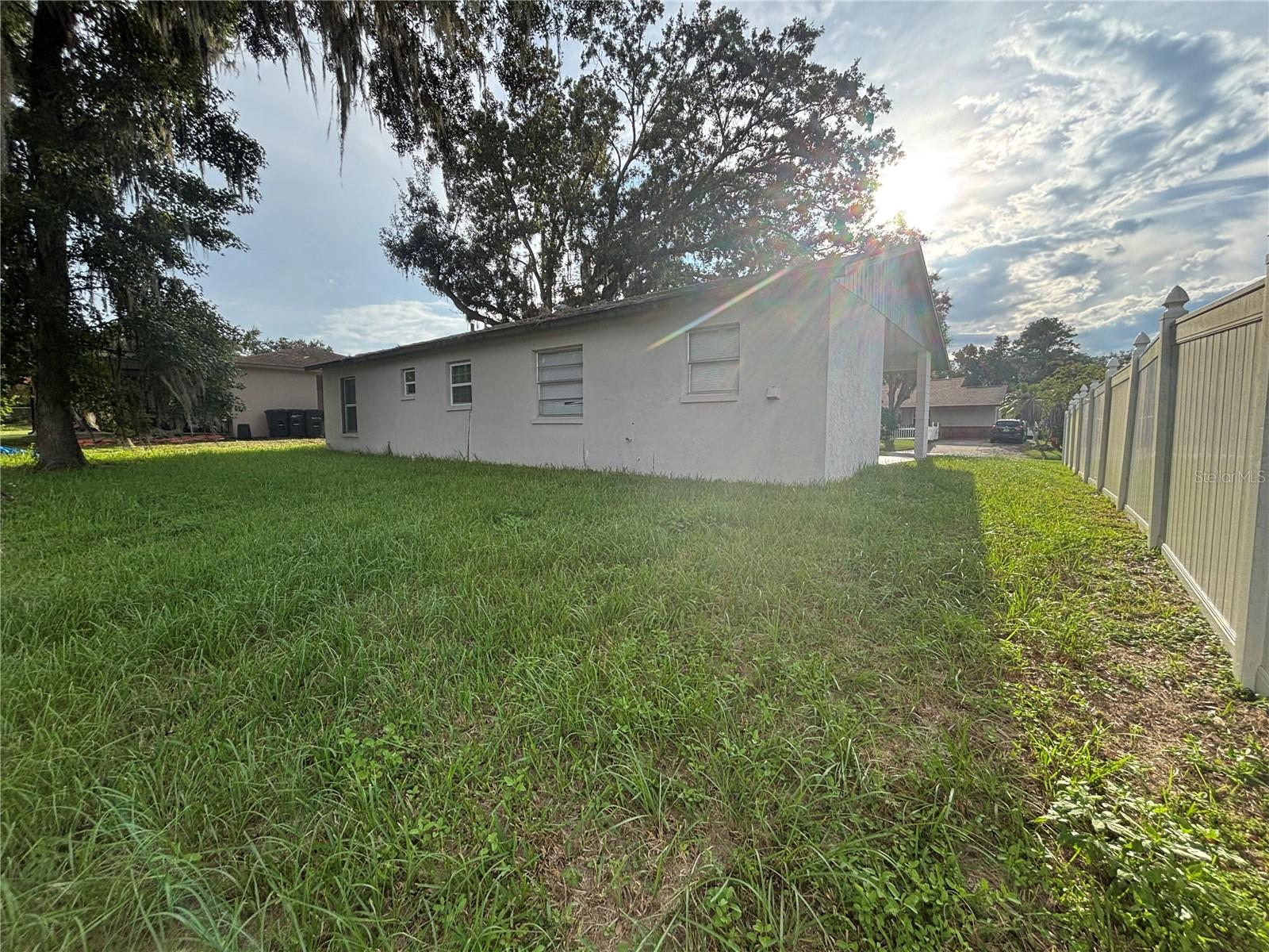 Image 18 of 19 For 737 Bailey Avenue