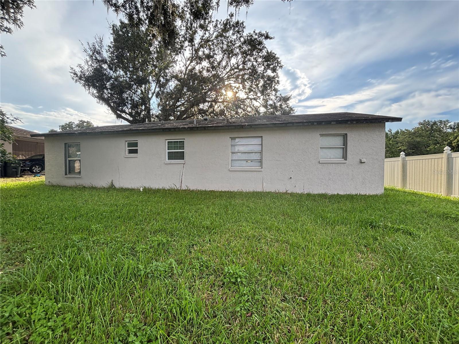 Image 19 of 19 For 737 Bailey Avenue