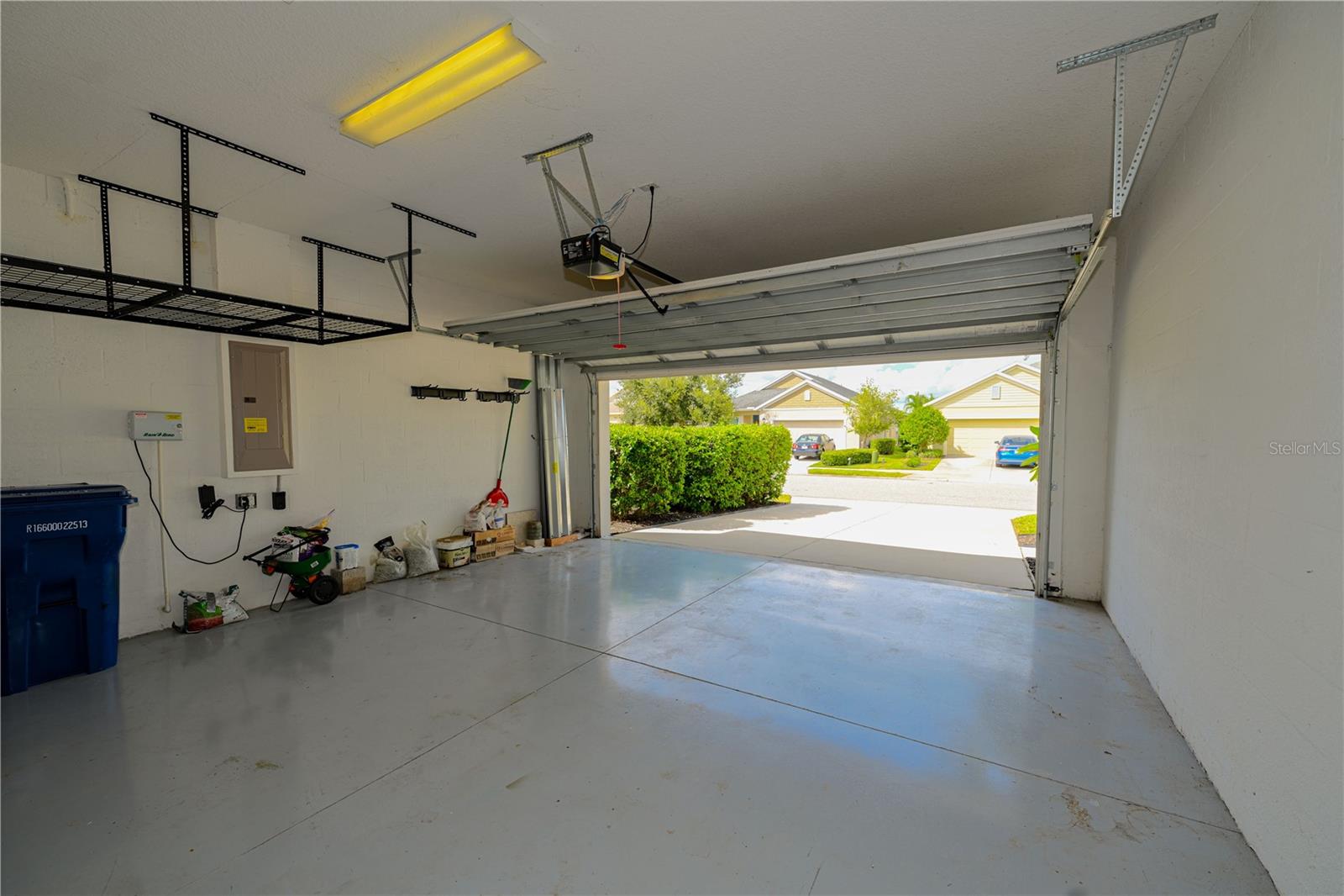 Image 18 of 31 For 4607 Summerlake Circle