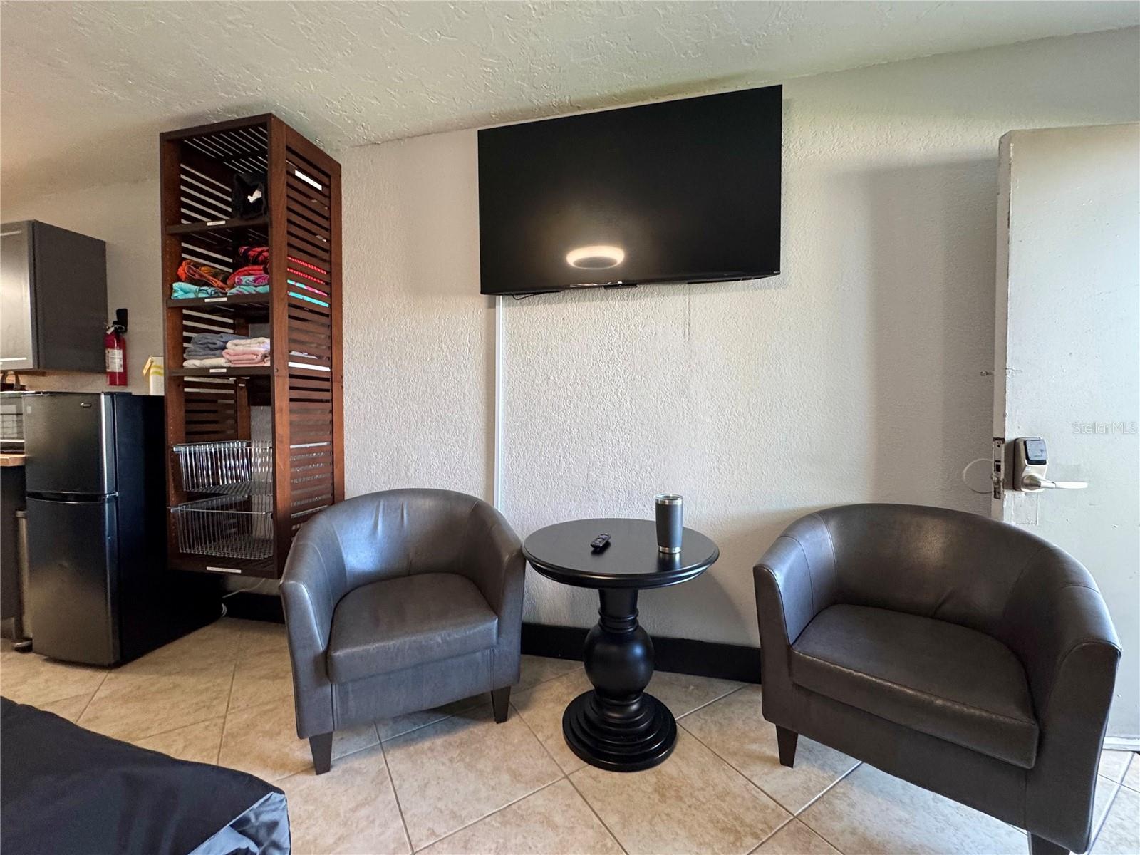Image 6 of 60 For 7150 Tamiami Trail C133