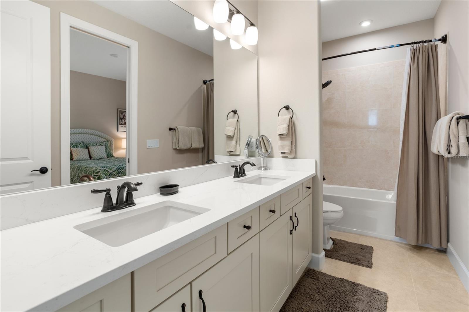 Image 26 of 53 For 12416 Parigi Way