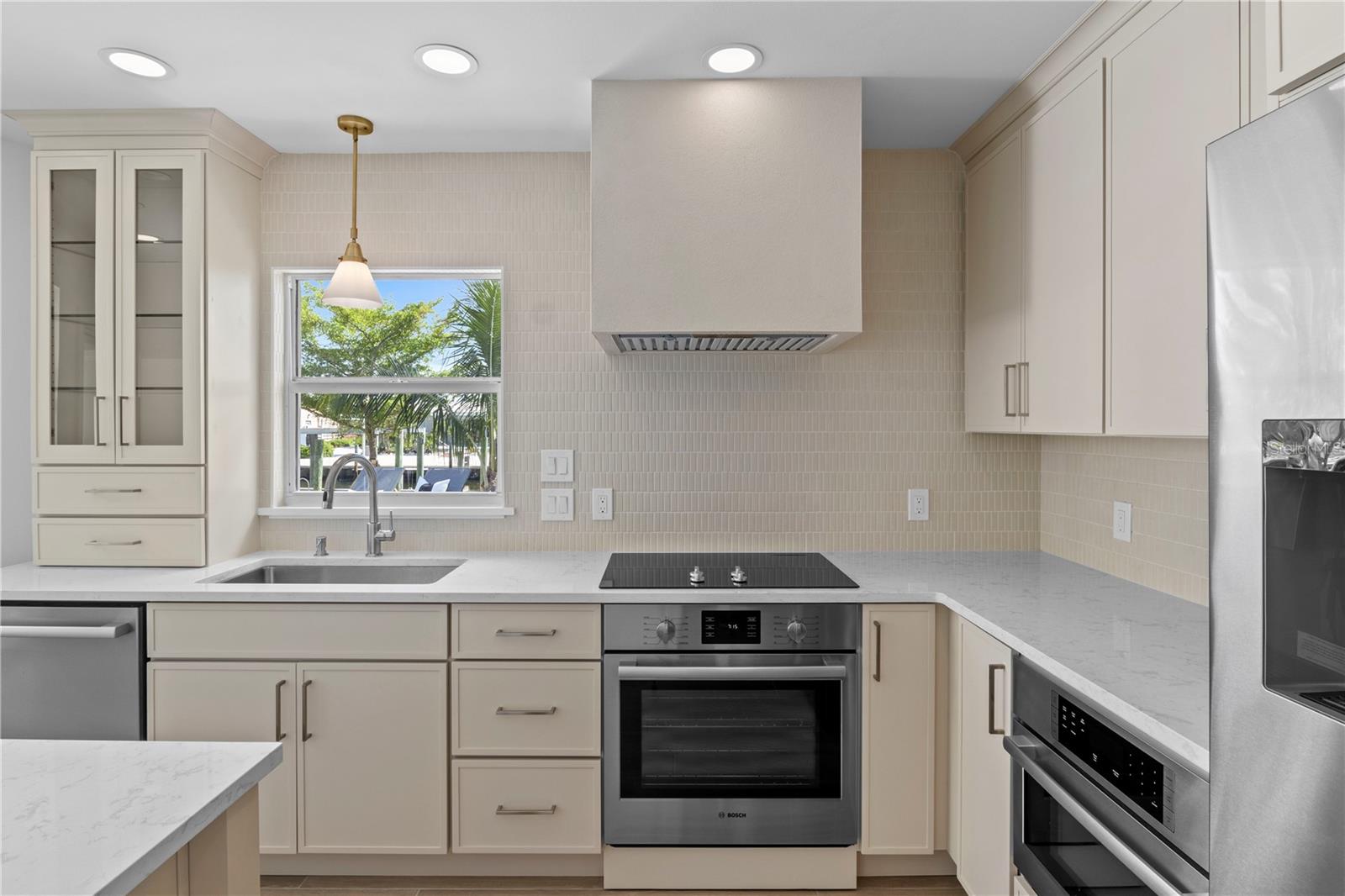 Image 23 of 81 For 624 Dundee Lane