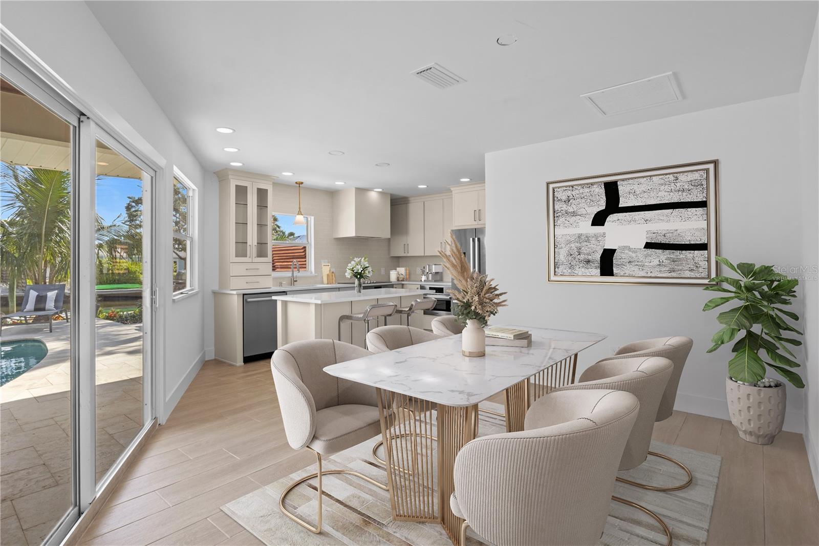 Image 26 of 81 For 624 Dundee Lane